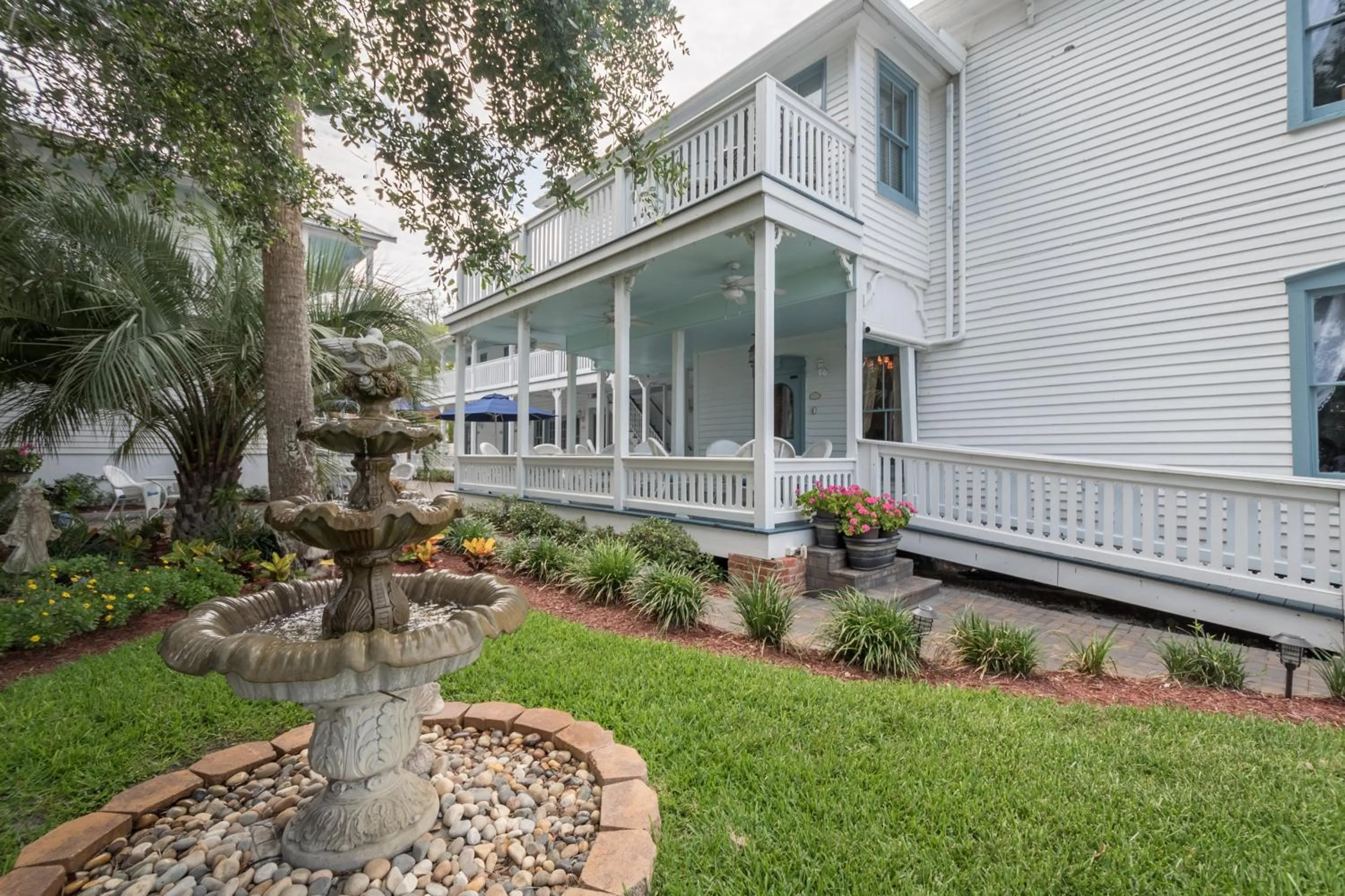 Property building in Bayfront Westcott House Bed & Breakfast