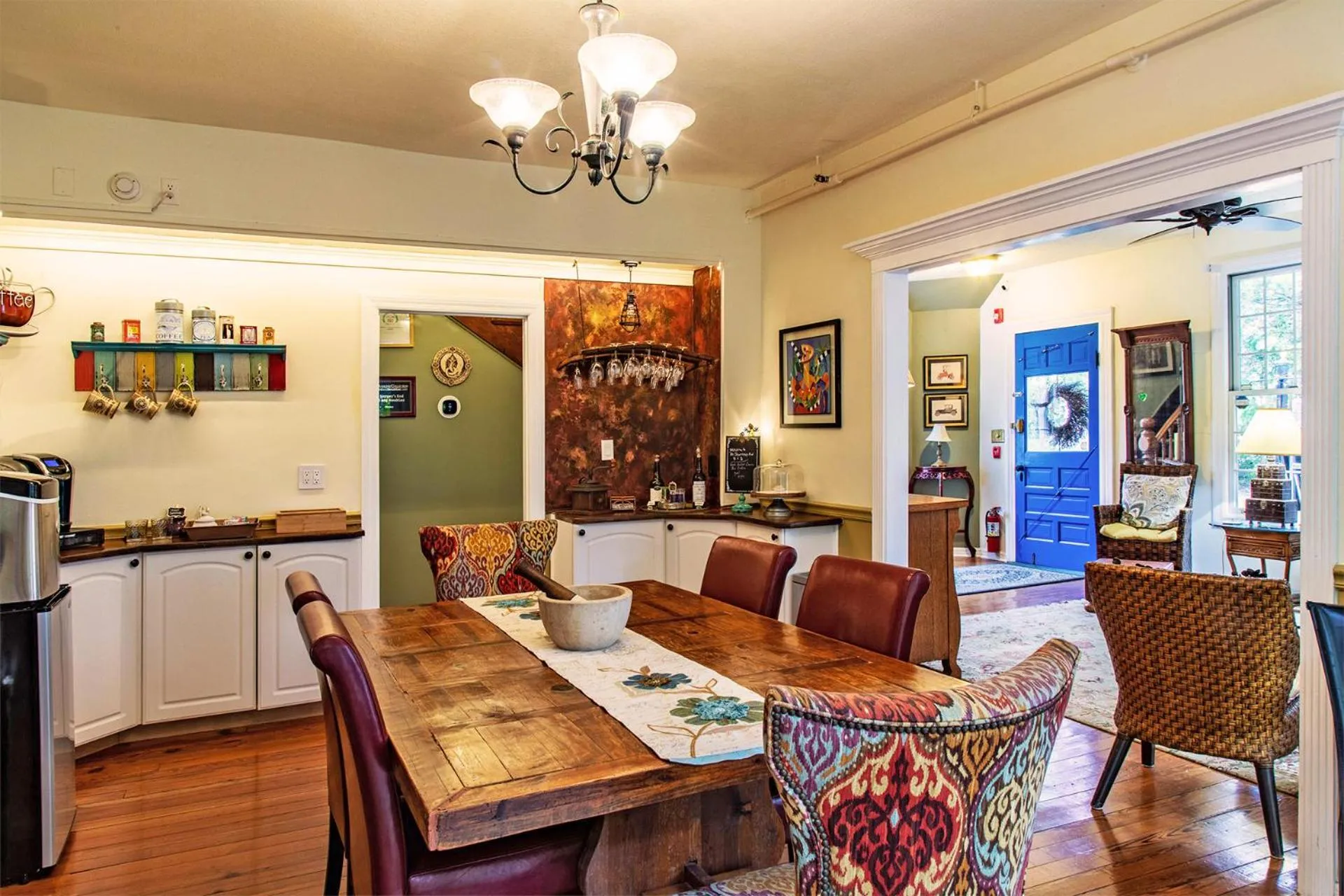 Coffee/tea facilities in At Journey's End