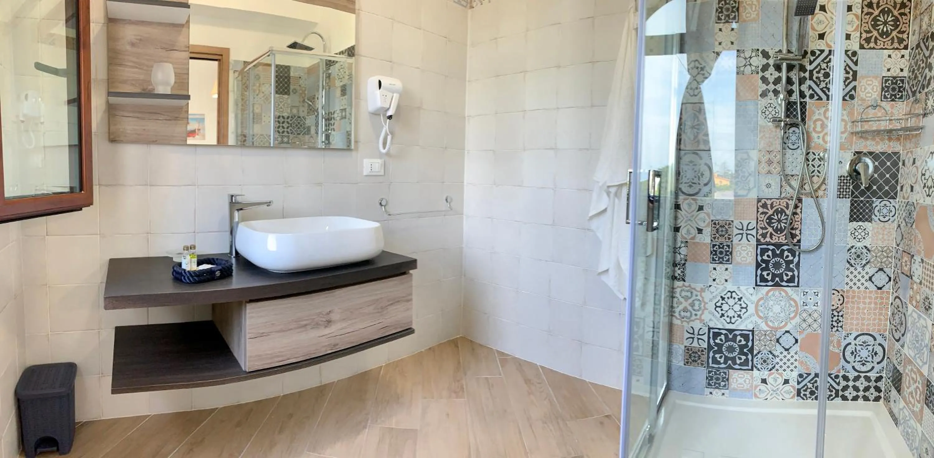 Bathroom in Gli archi sul mare