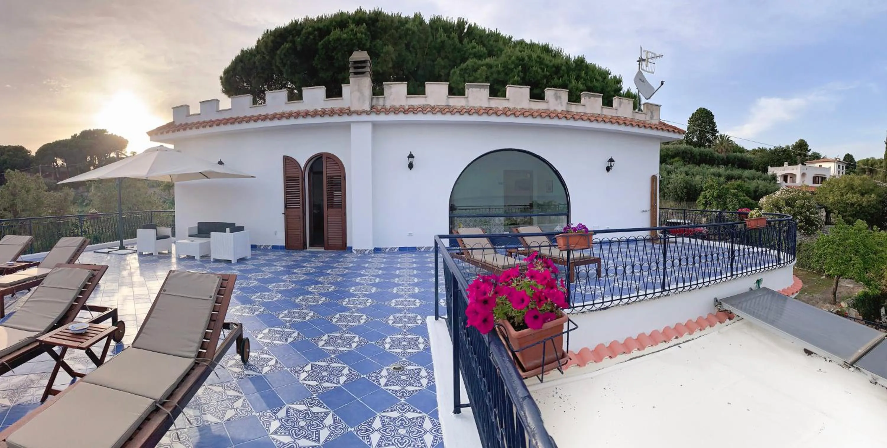 Patio in Gli archi sul mare