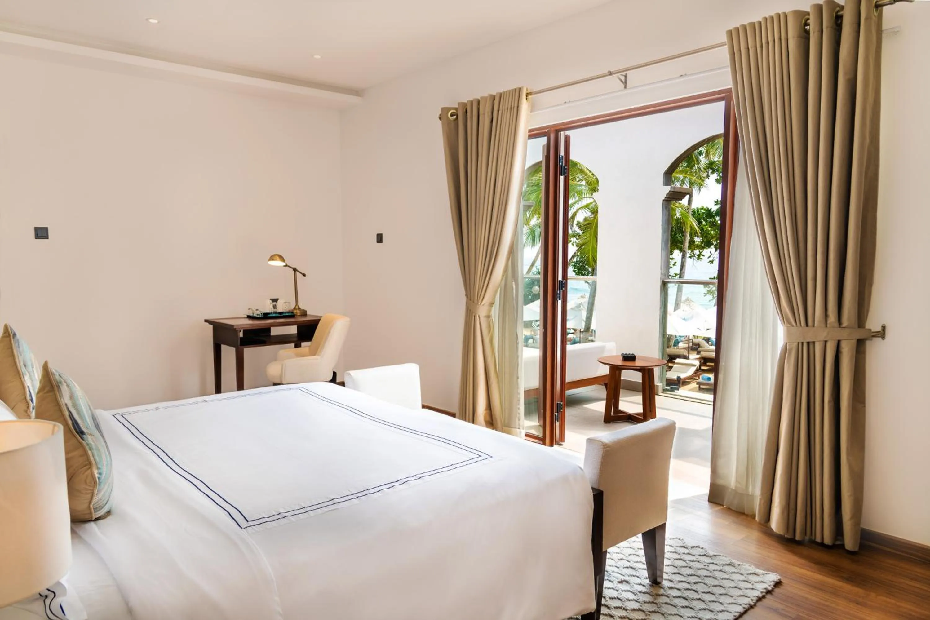 Bed in Angel Beach Unawatuna