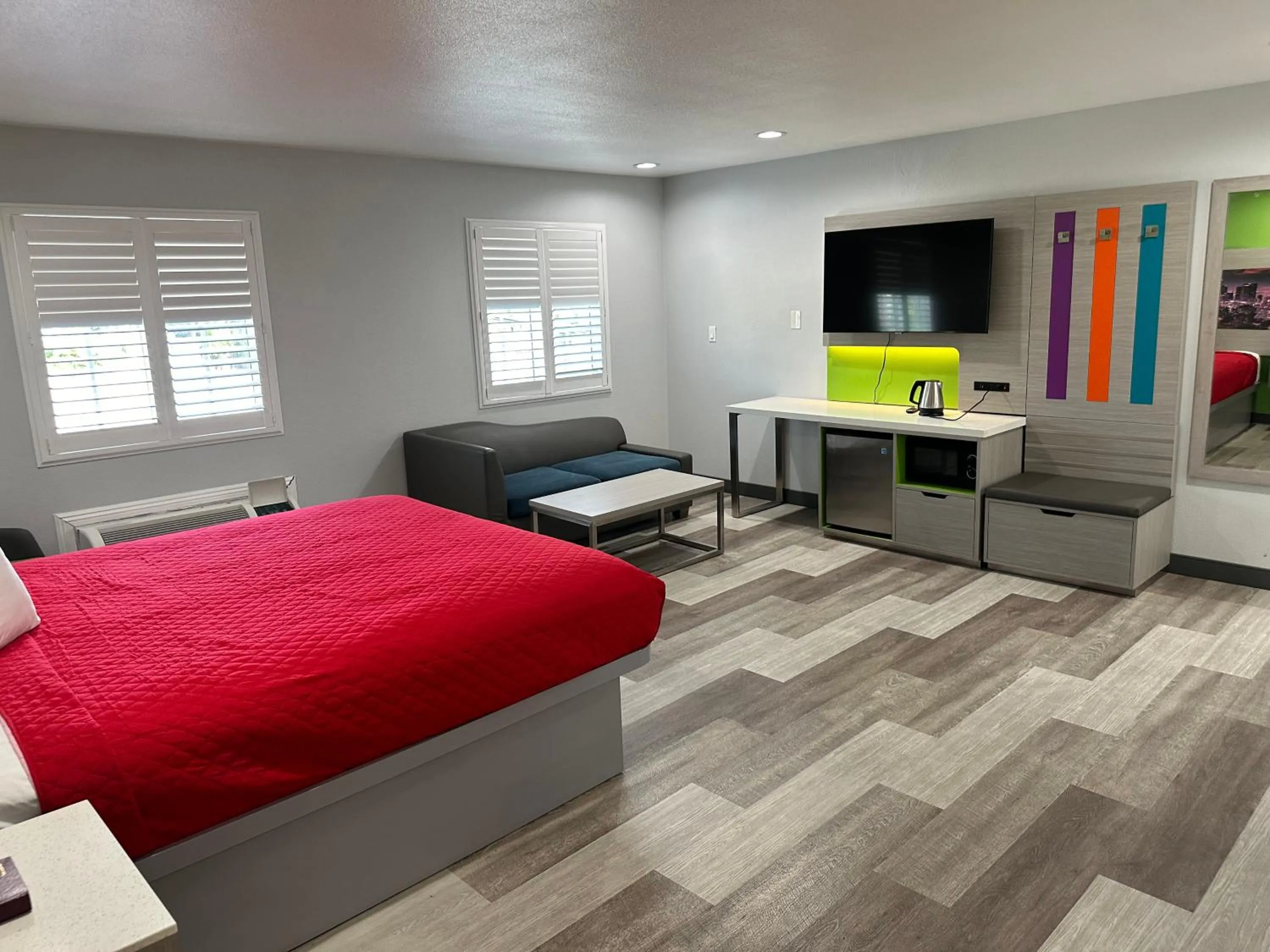 Bed in Garden Inn San Gabriel