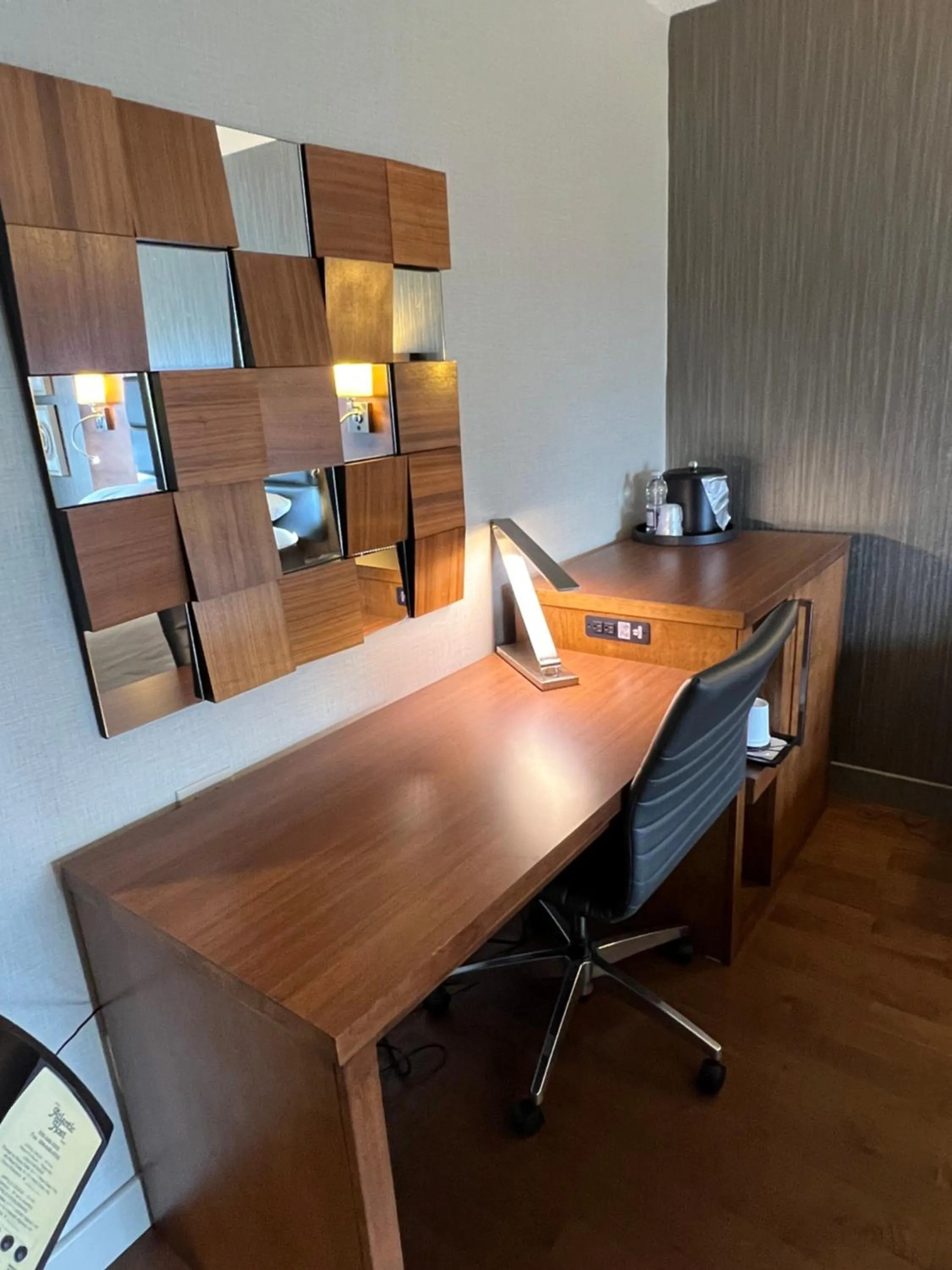 hair dresser in Atlantic Host Hotel, Trademark Collection by Wyndham