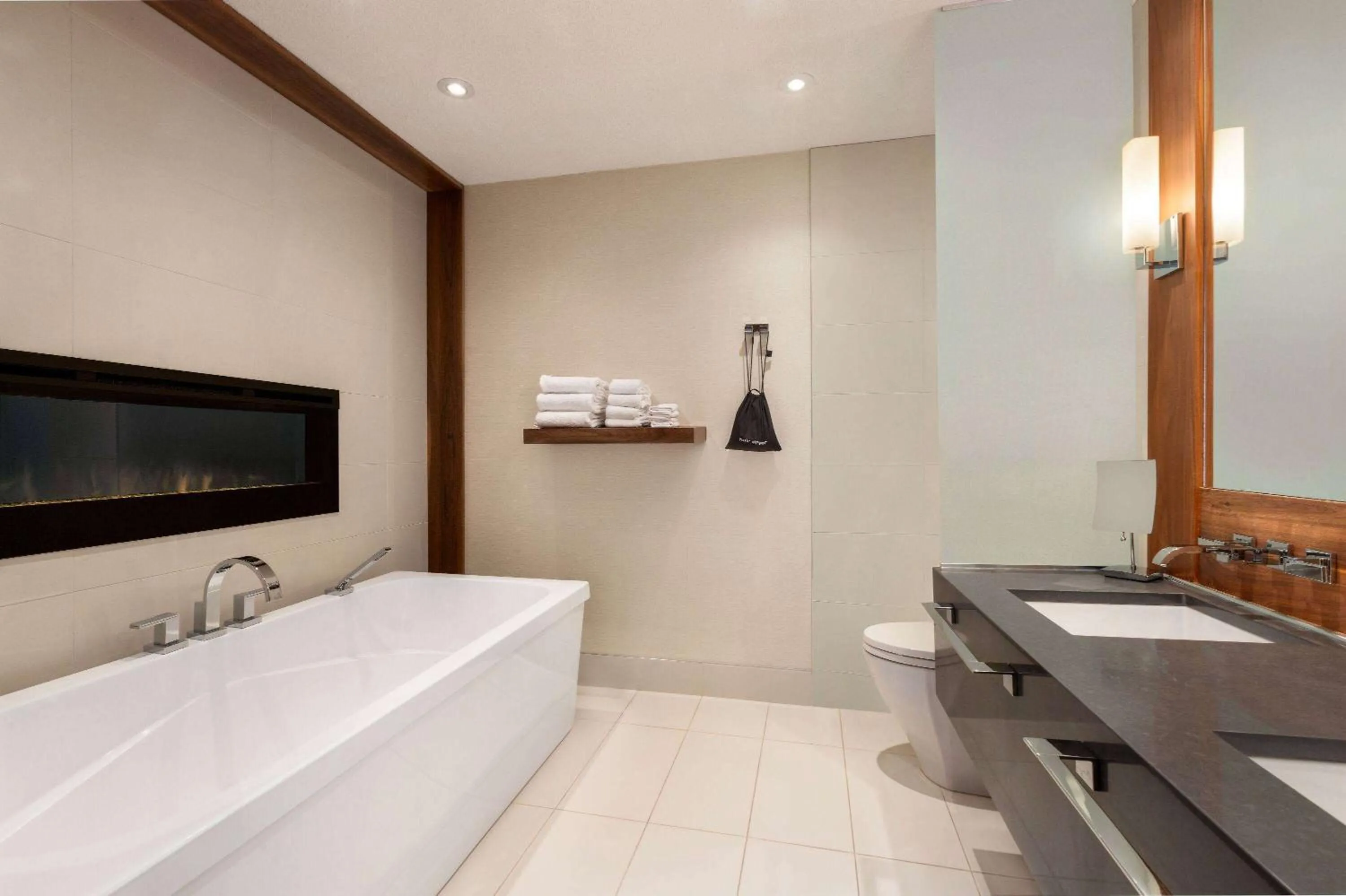 Bathroom in Atlantic Host Hotel, Trademark Collection by Wyndham