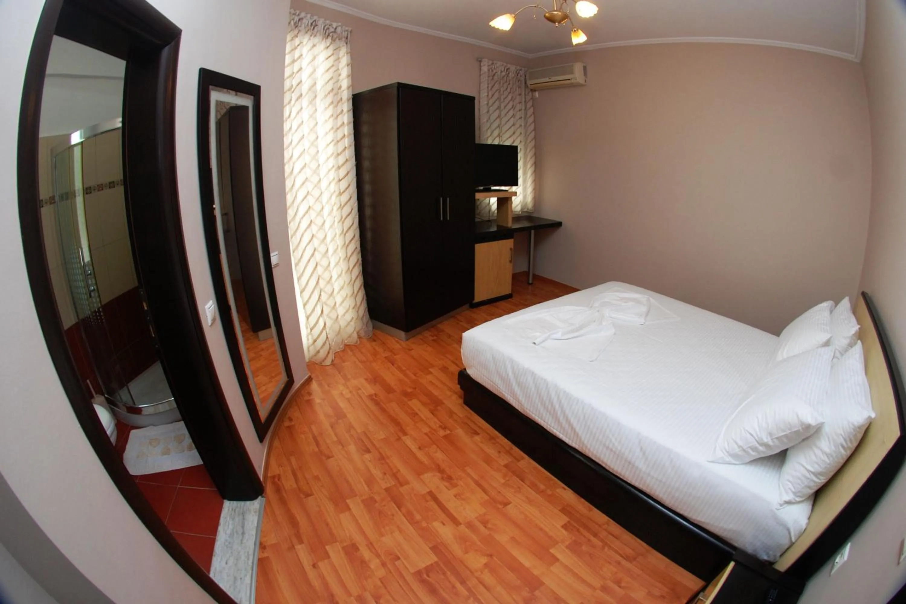 Bed in Hotel Ramo Saranda