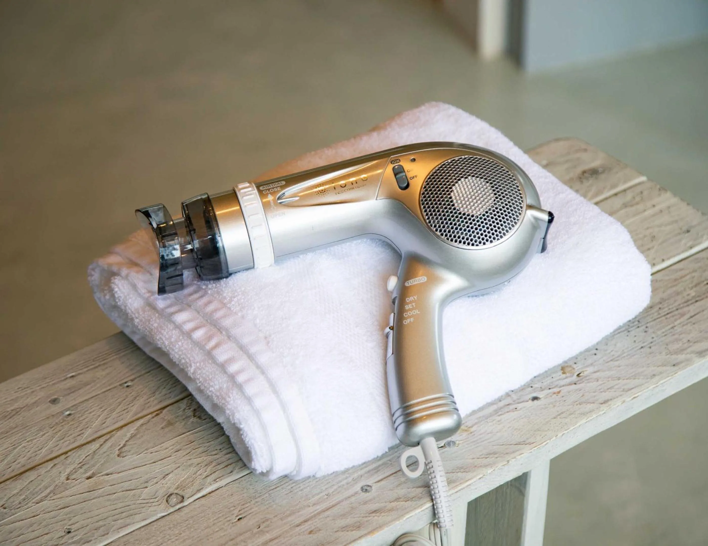 Area and facilities in tune Hostel（ツネホステル館山）