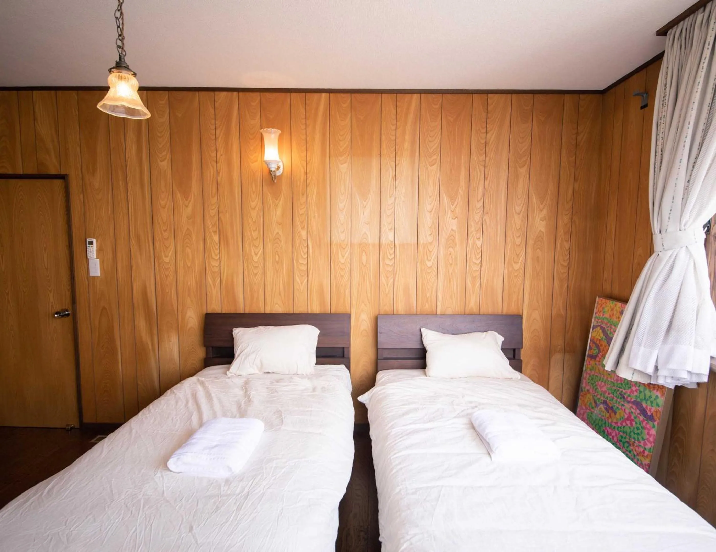 Bedroom, Bed in tune Hostel（ツネホステル館山）