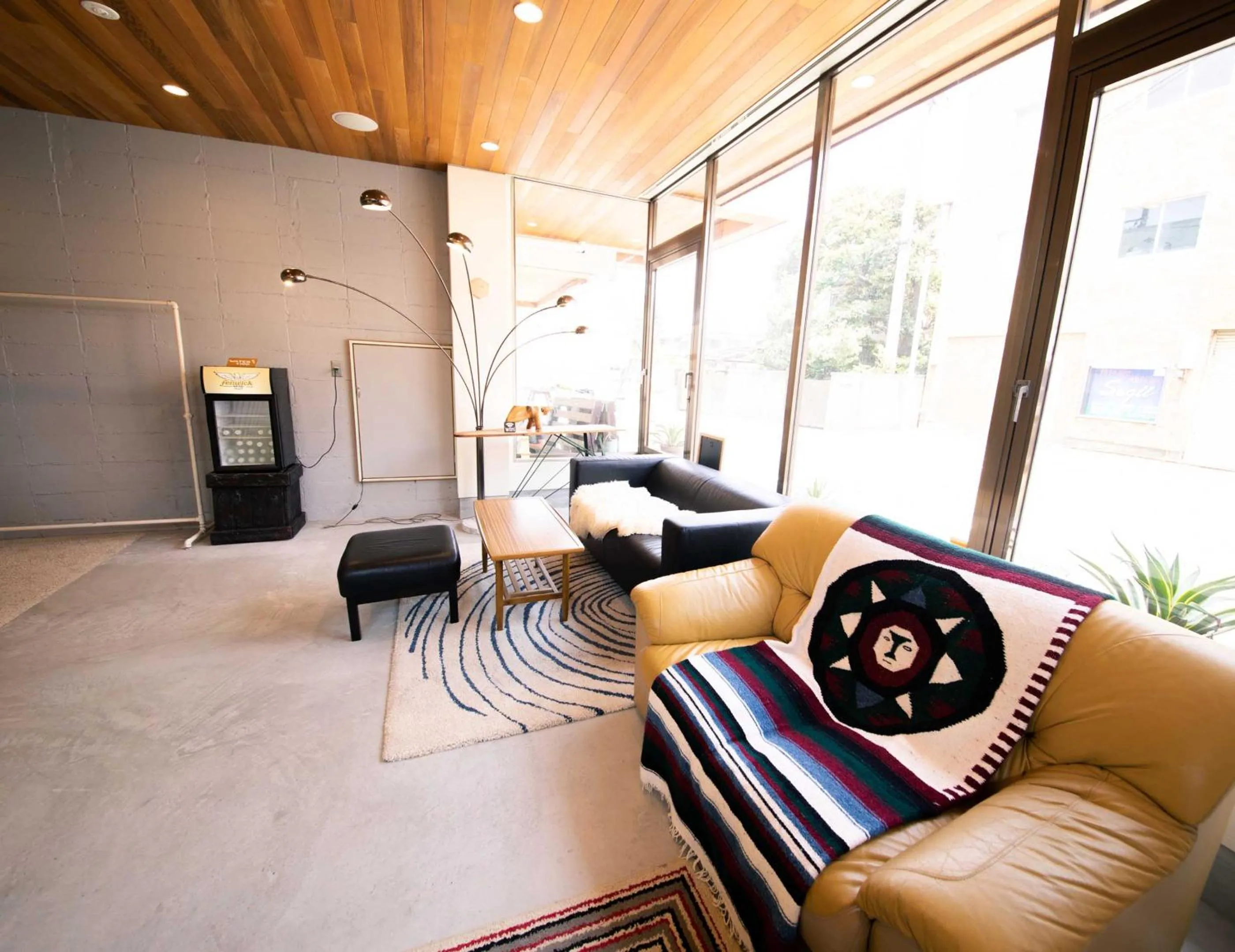 Lobby or reception in tune Hostel（ツネホステル館山）