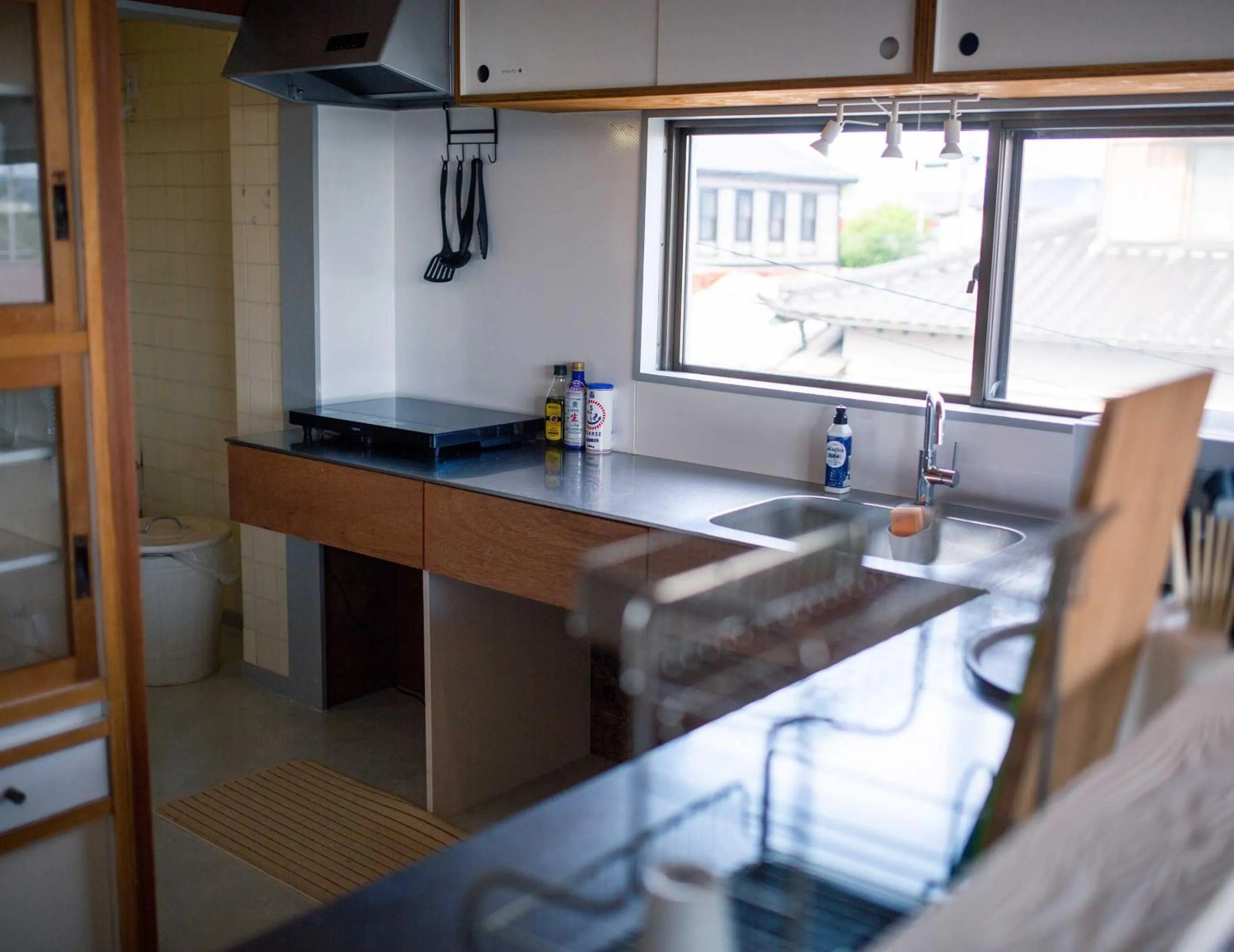 Kitchen or kitchenette in tune Hostel（ツネホステル館山）