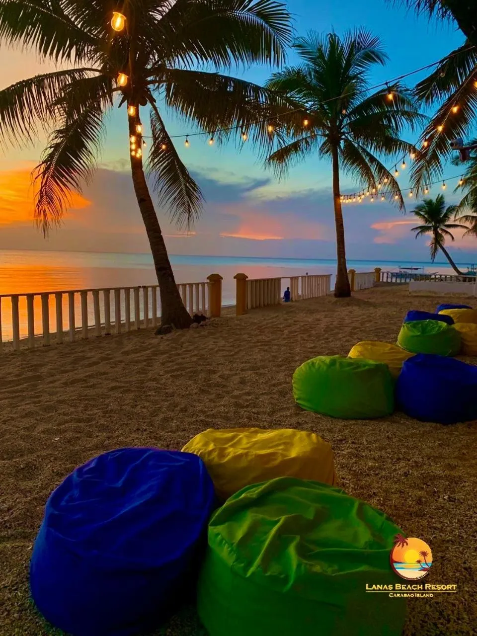 Beach in Lanas Beach Resort Carabao Island