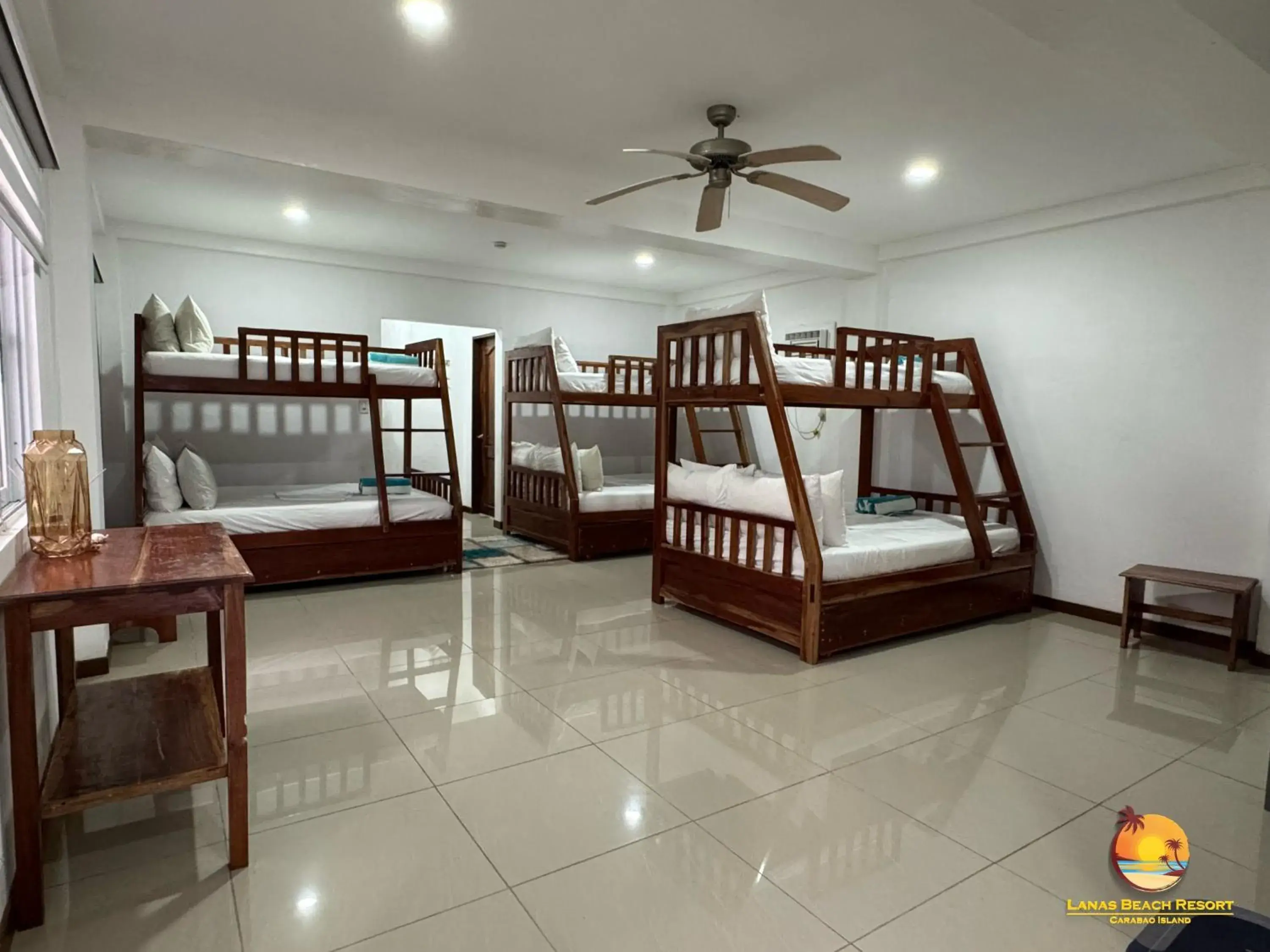 Bed in 6-Bed Mixed Dormitory Room in Lanas Beach Resort Carabao Island Bed in 6-Bed Mixed Dormitory Room in Lanas Beach Resort Carabao Island