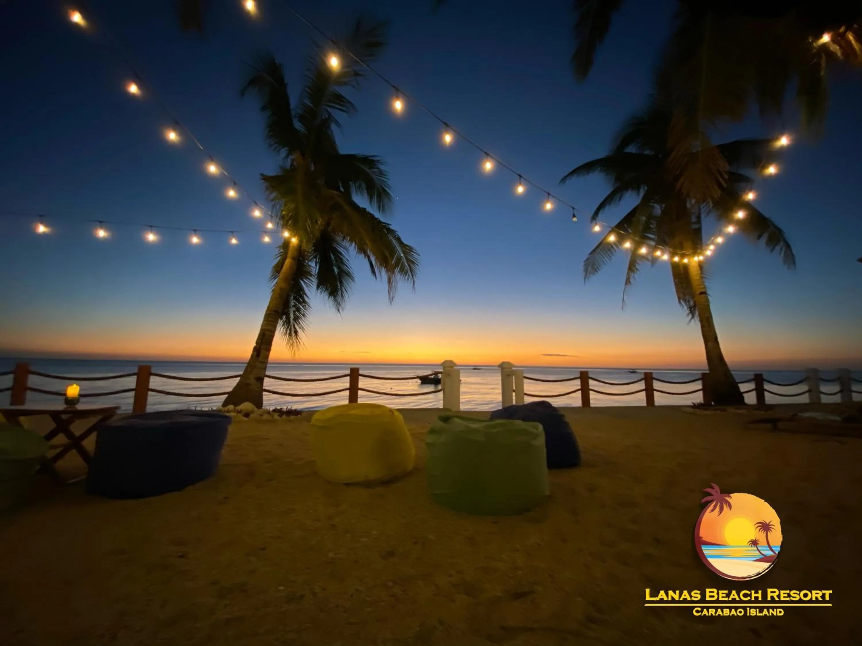 Beach in Lanas Beach Resort Carabao Island