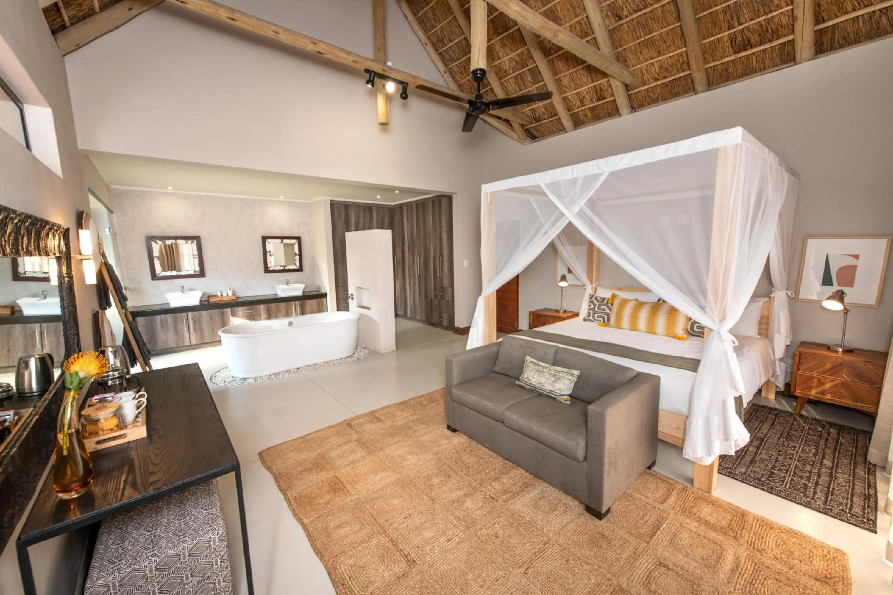 Bed in Moya Safari Villa