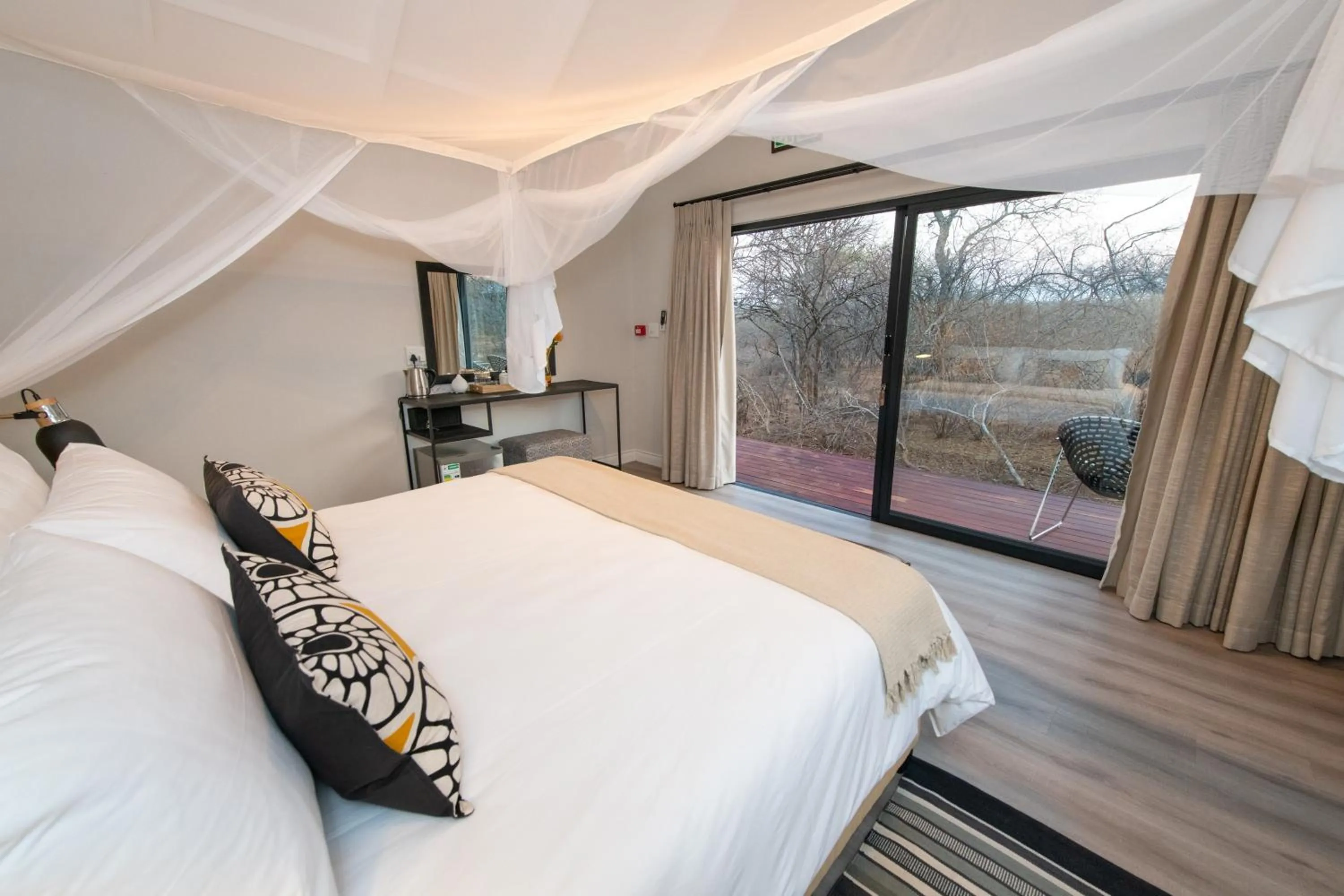 Bed in Moya Safari Villa