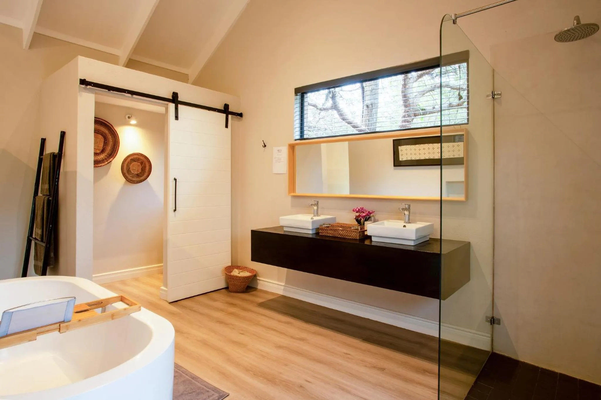 Bed in Moya Safari Villa