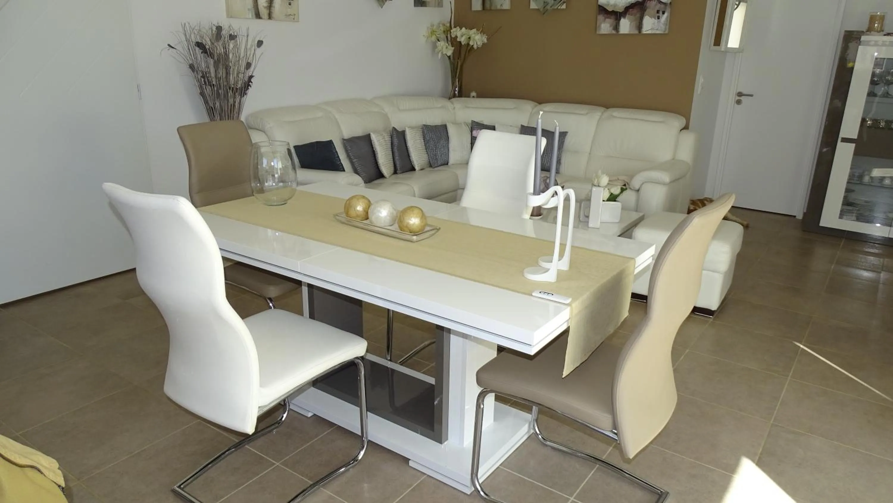 Internal: Not applicable to any particular room in Chambre d'hôtes dans Villa Diane