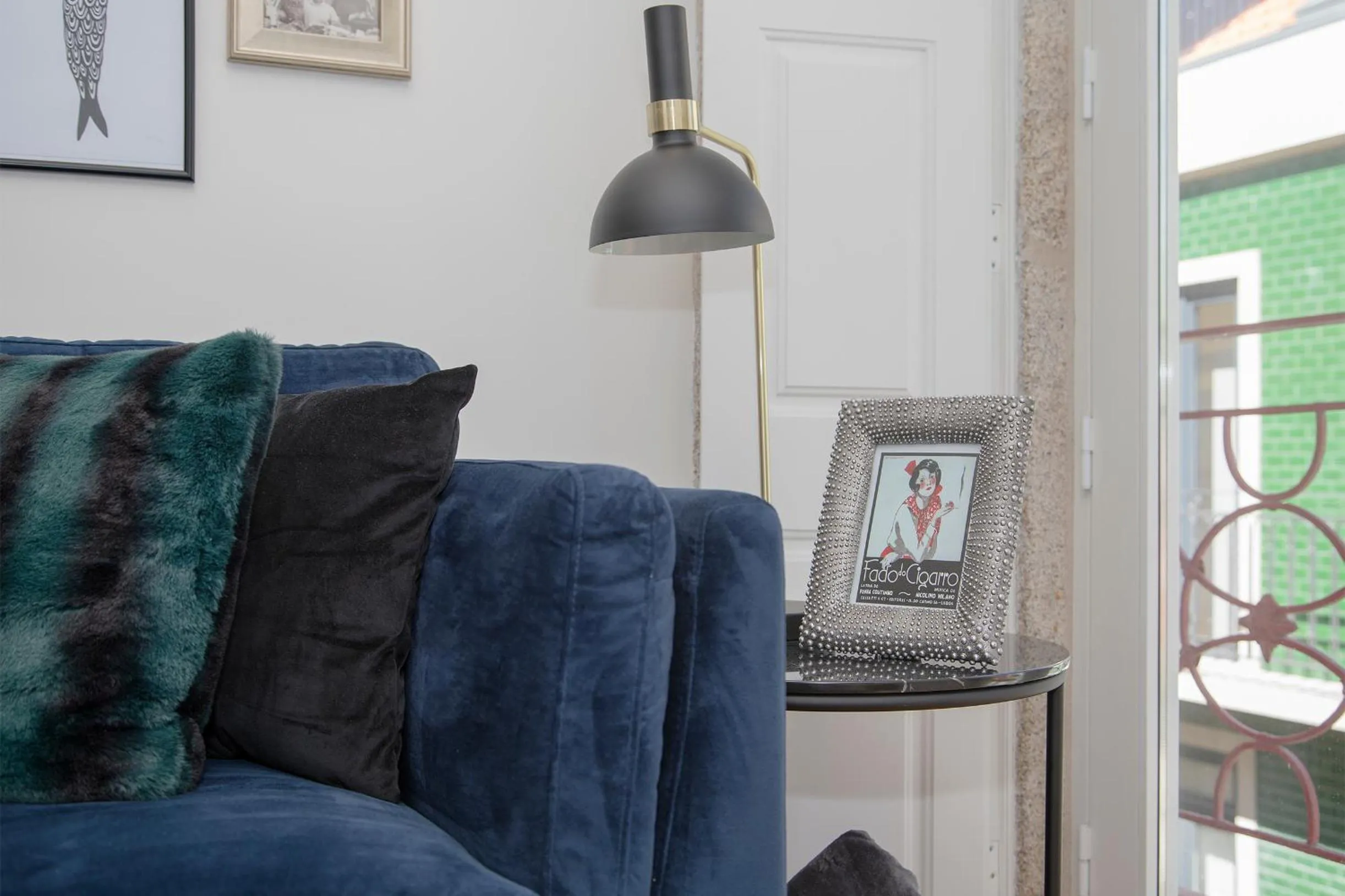 Living room in Liiiving in Porto - Cozy & Chic Downtown