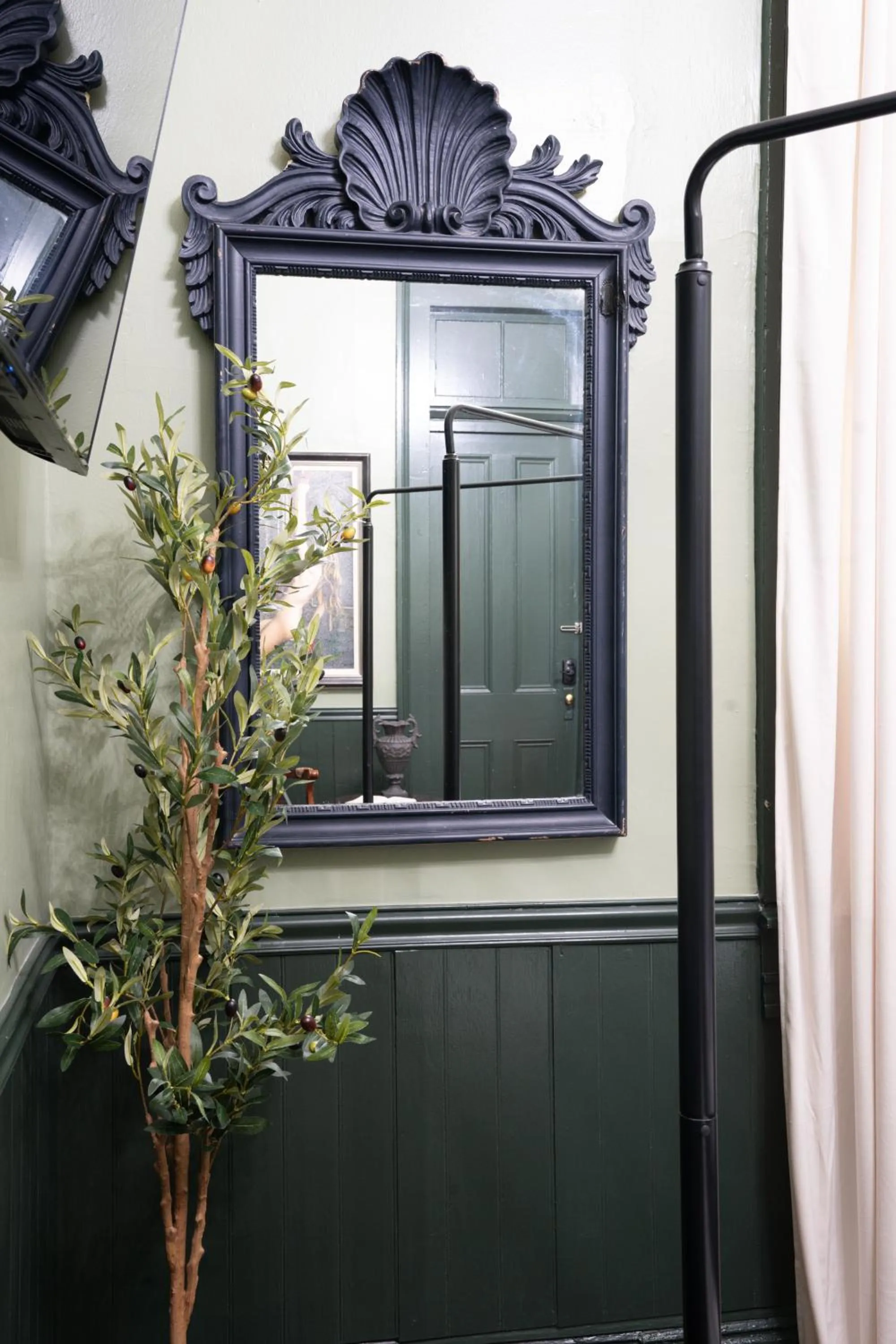 The Mansion on Royal