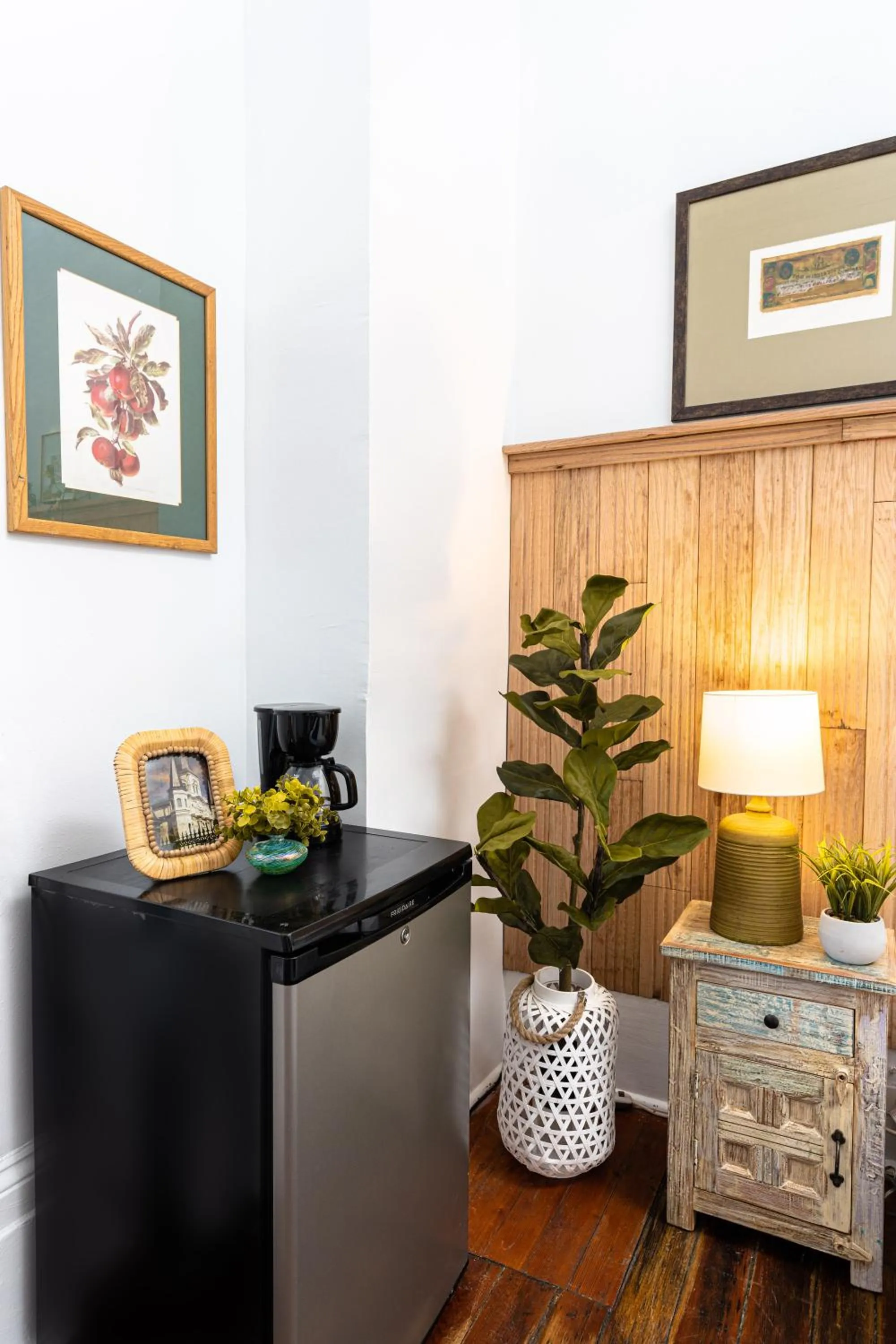 The Mansion on Royal