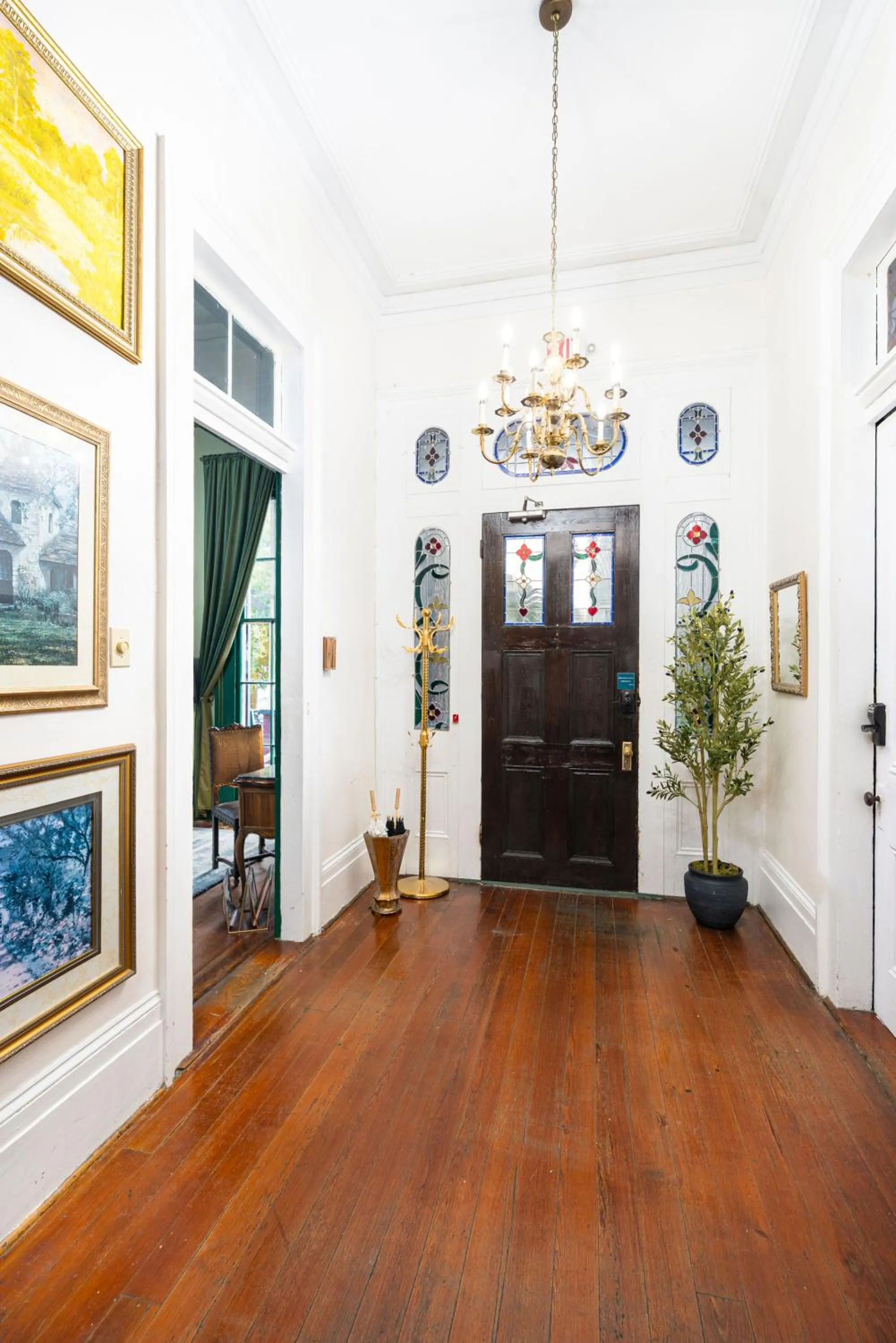 The Mansion on Royal