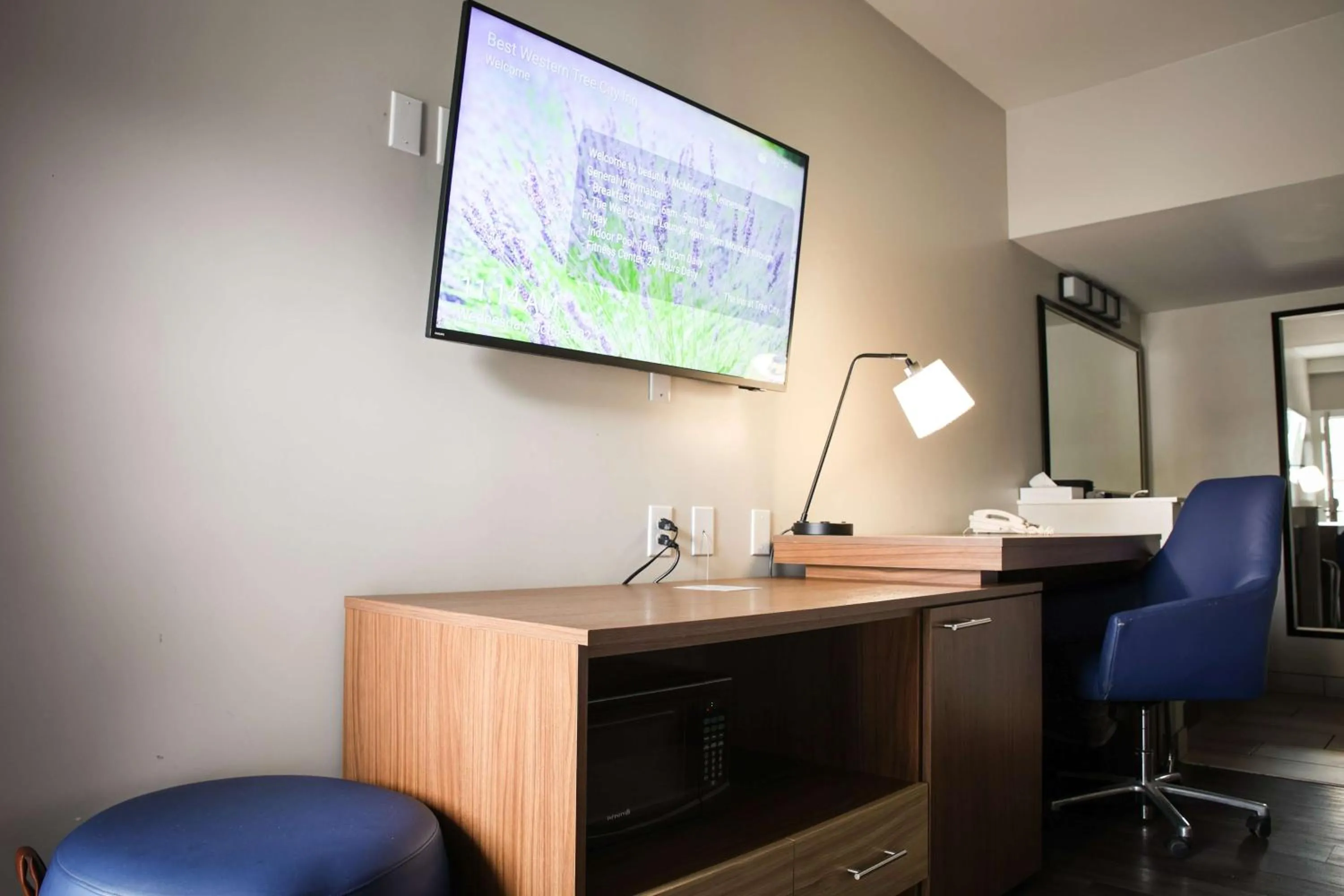 Bedroom in The Inn At Tree City, BW Signature Collection