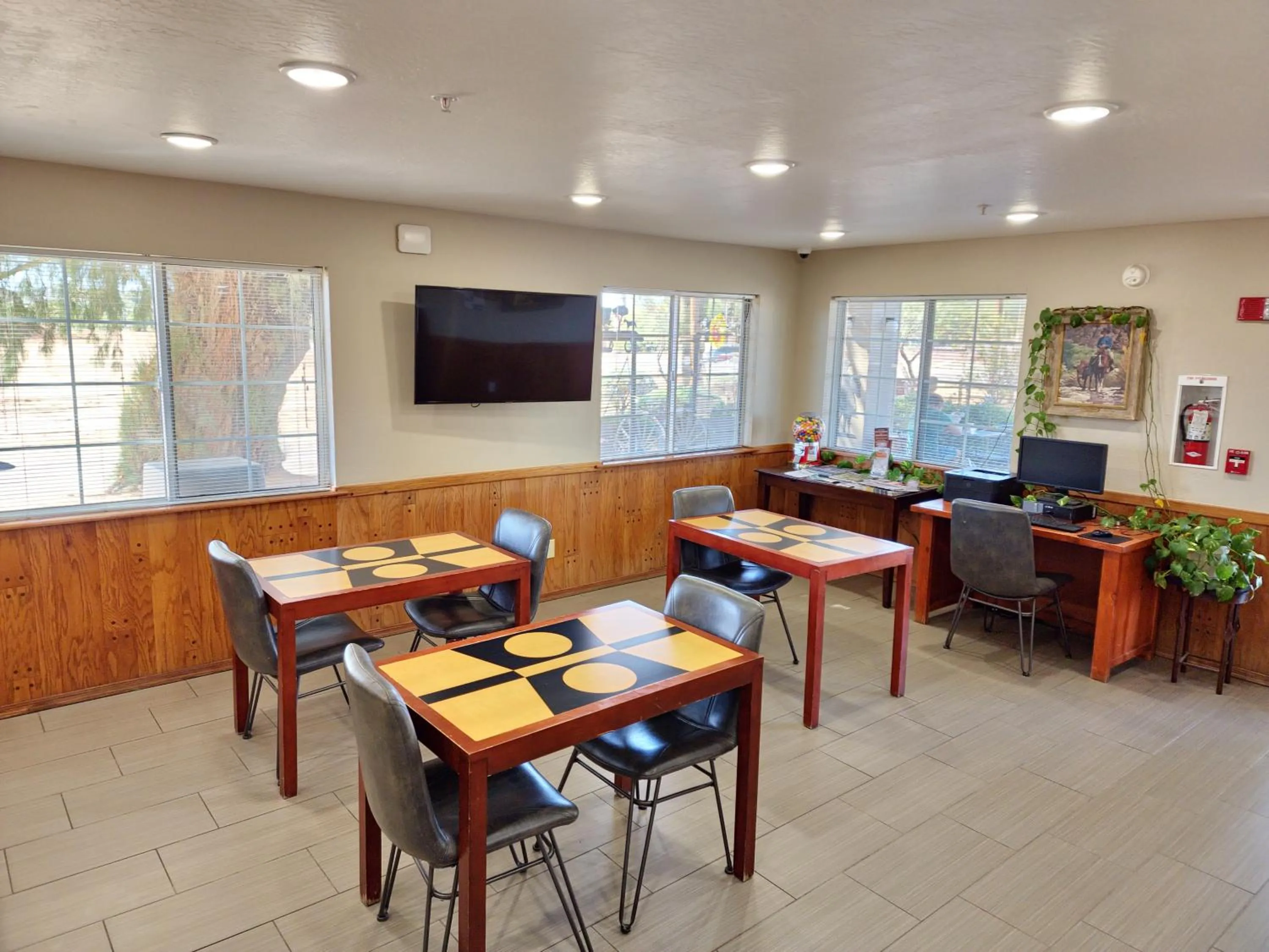 Breakfast in Super 8 by Wyndham Wickenburg AZ