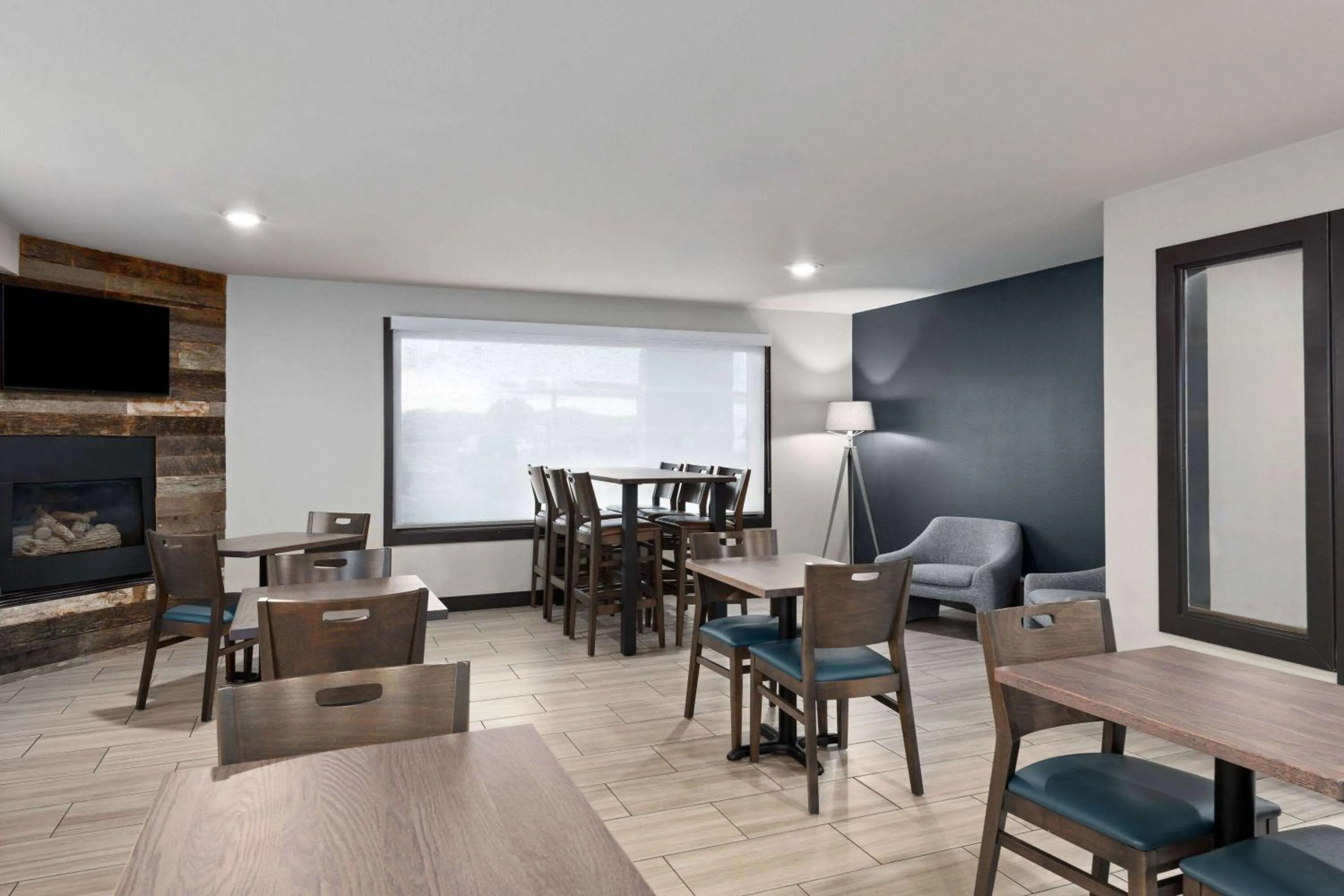 Lobby or reception in Super 8 by Wyndham Big Timber