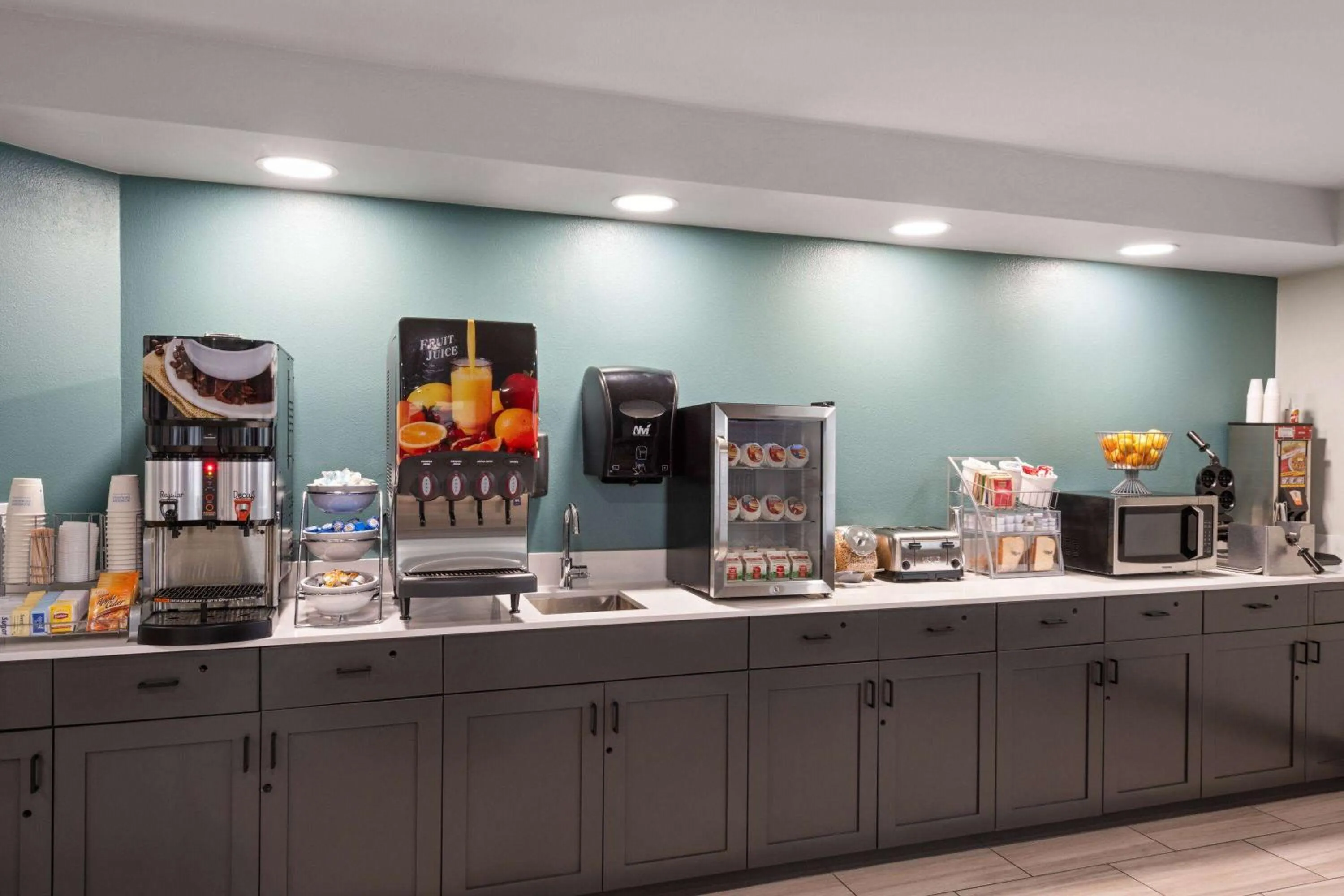 Breakfast in Super 8 by Wyndham Big Timber