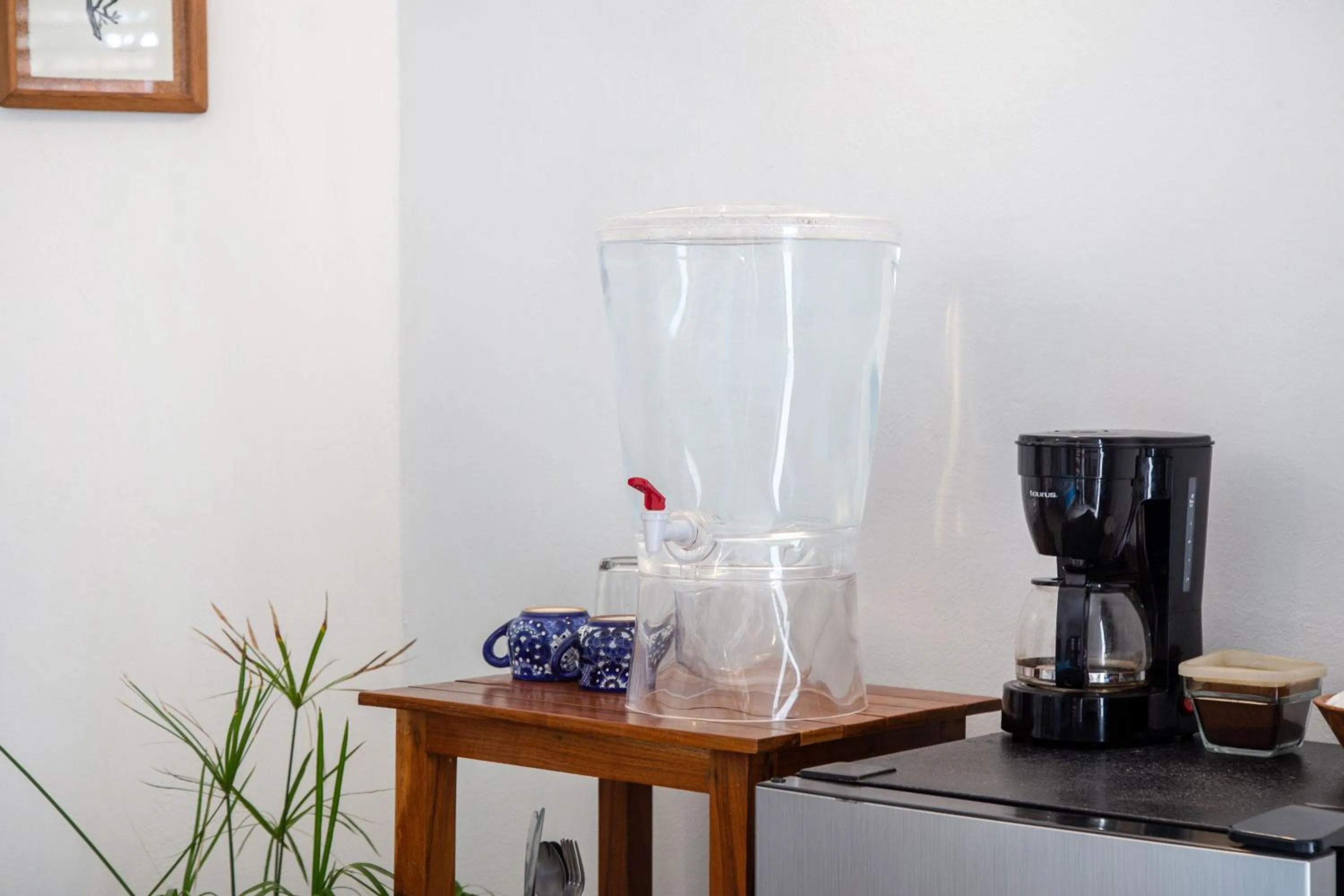 Coffee/tea facilities in Casa Colibrí Tankah