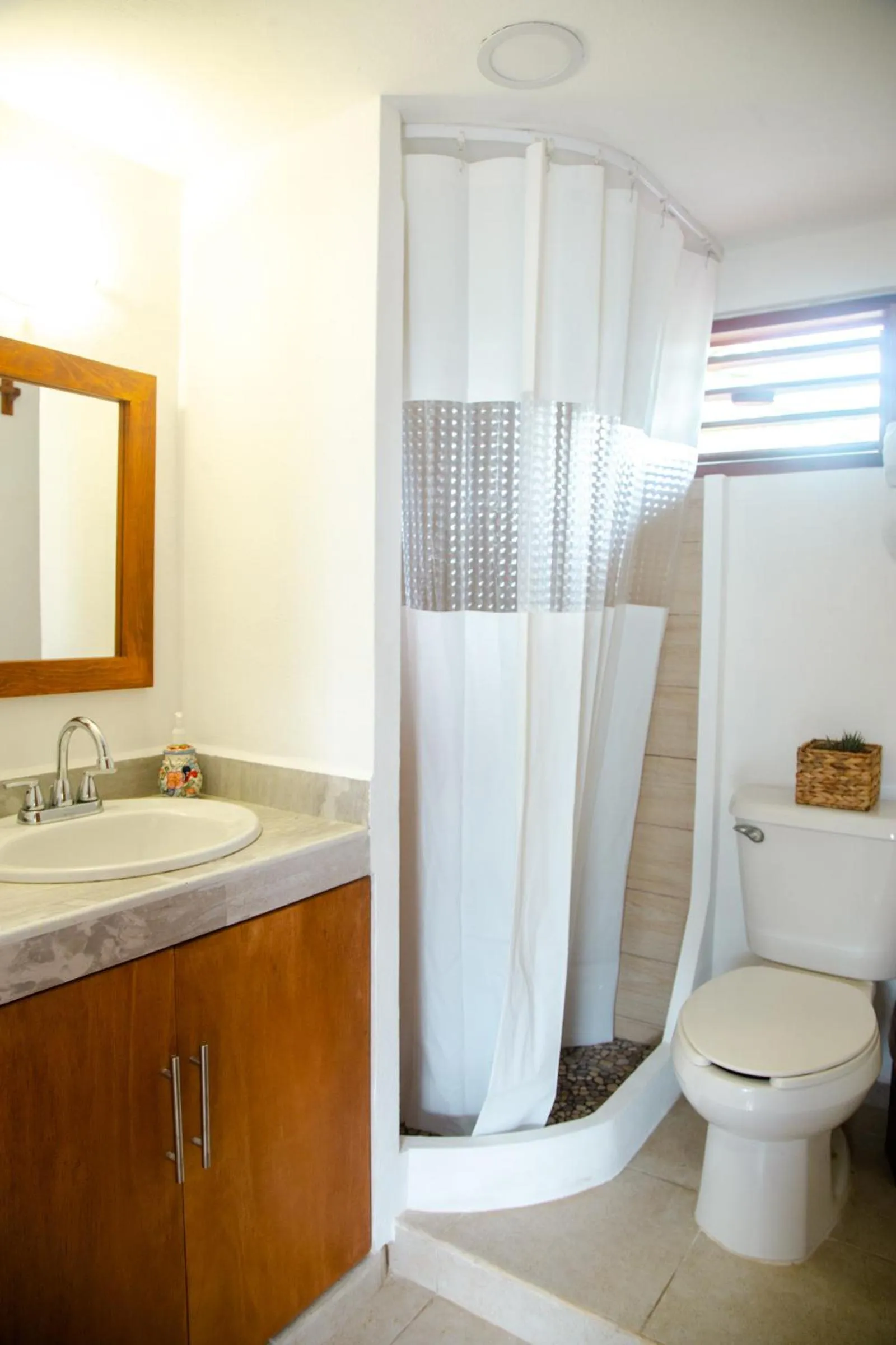 Shower in Casa Colibrí Tankah