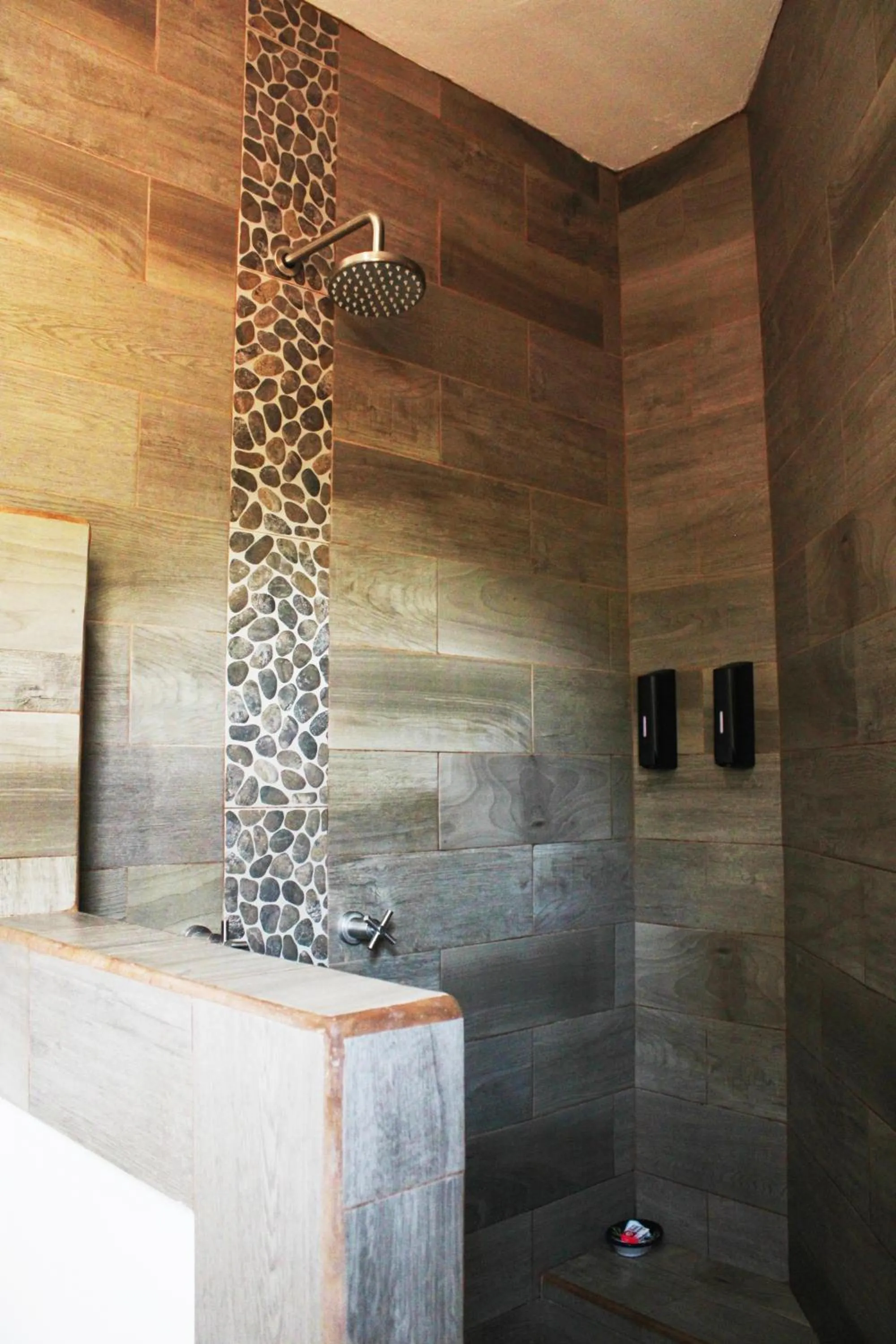 Shower in Casa Colibrí Tankah