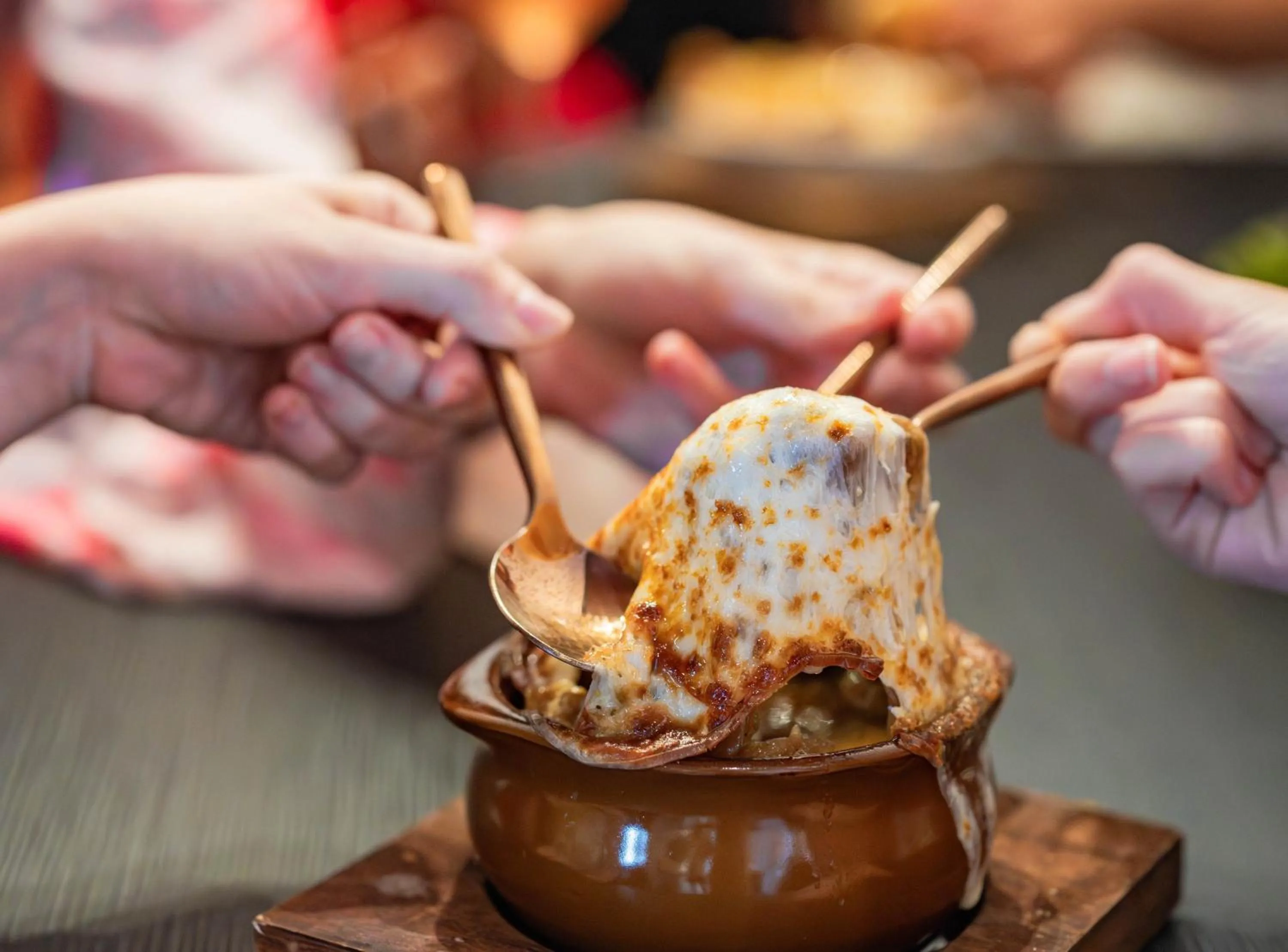 Restaurant/places to eat in voco Niagara Falls - The Cadence by IHG