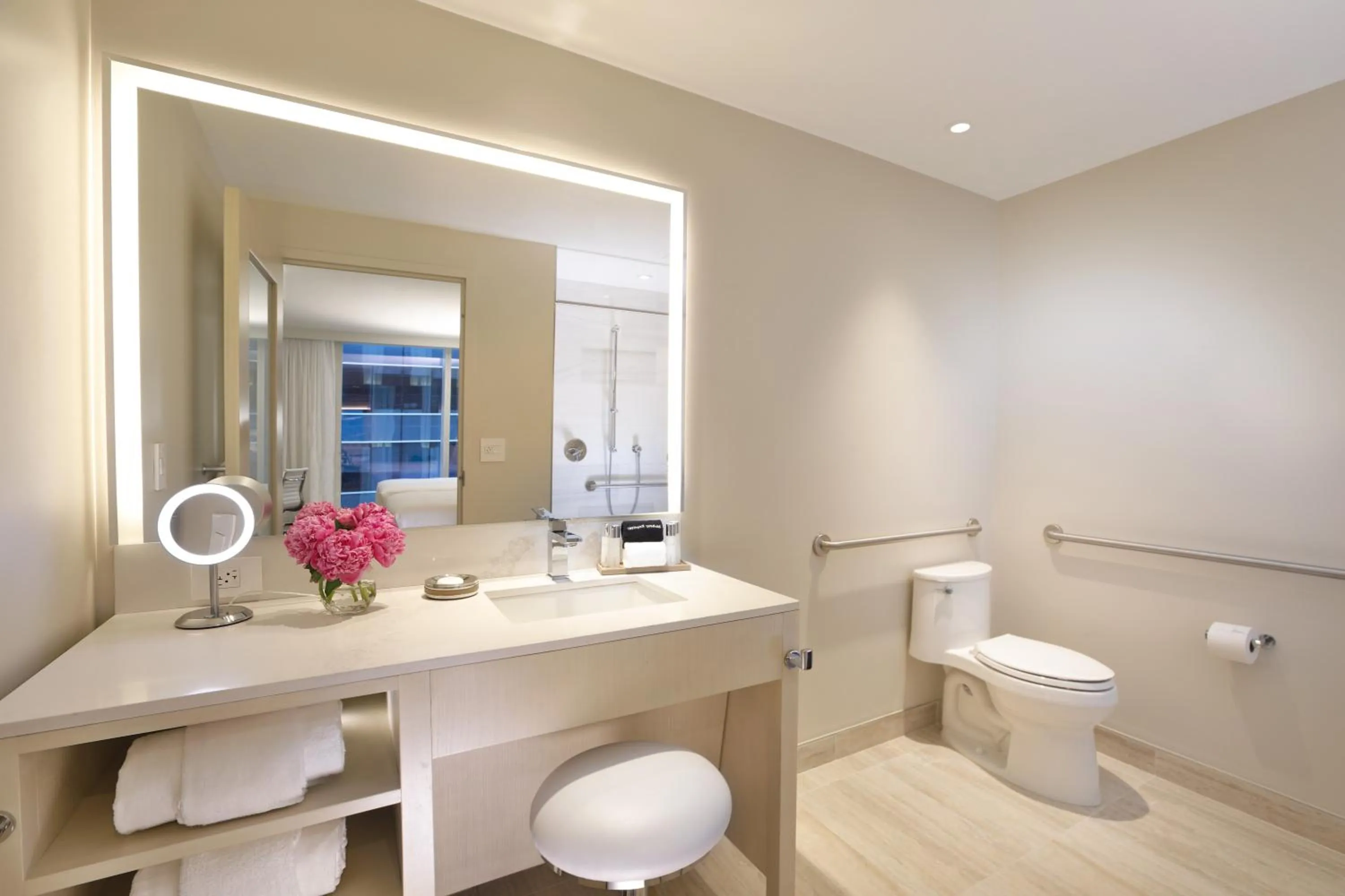 Bathroom in HALL Arts Hotel Dallas, Curio Collection by Hilton