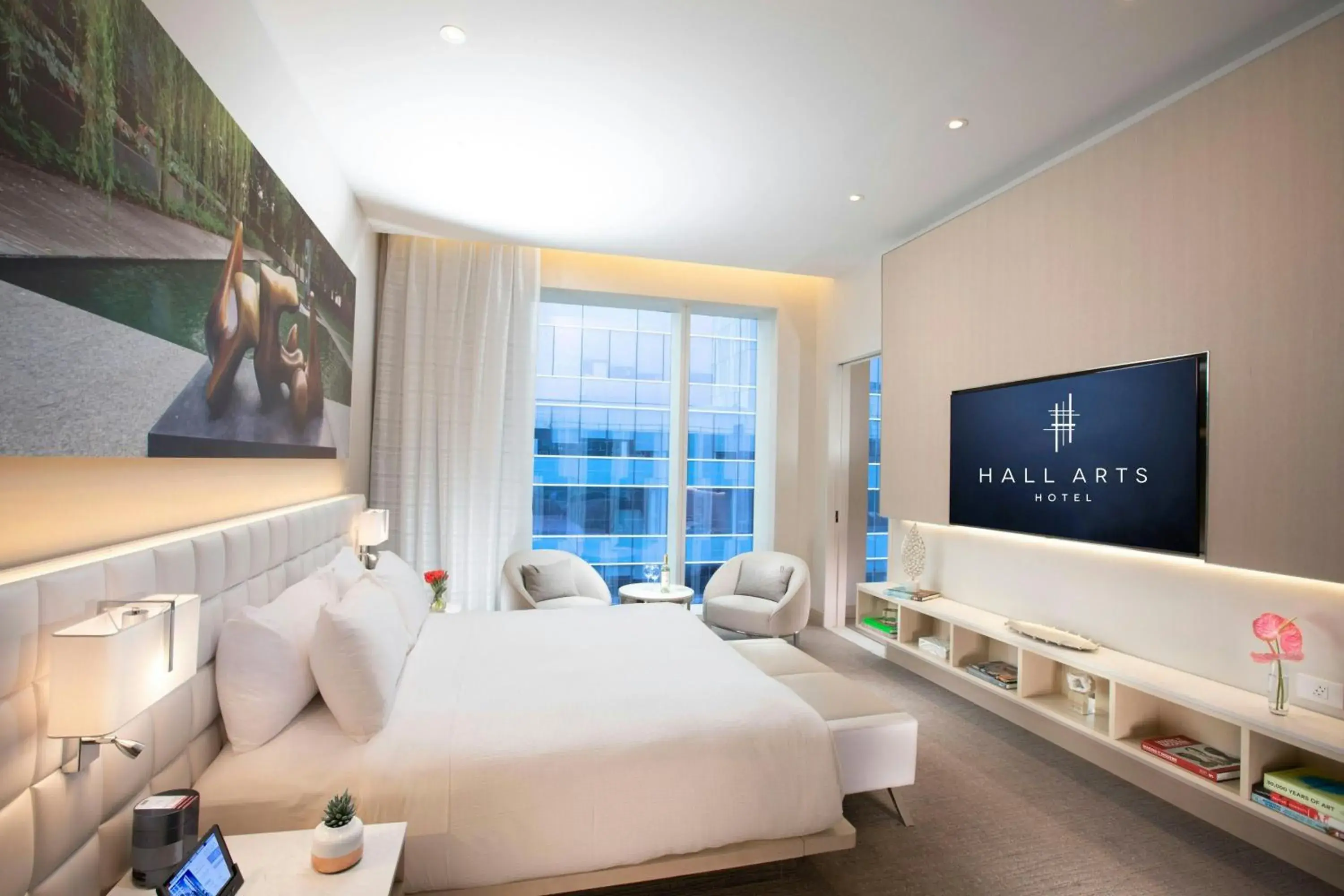 Avant Garde Junior King Suite with City View in HALL Arts Hotel, Dallas, Autograph Collection Avant Garde Junior King Suite with City View in HALL Arts Hotel, Dallas, Autograph Collection