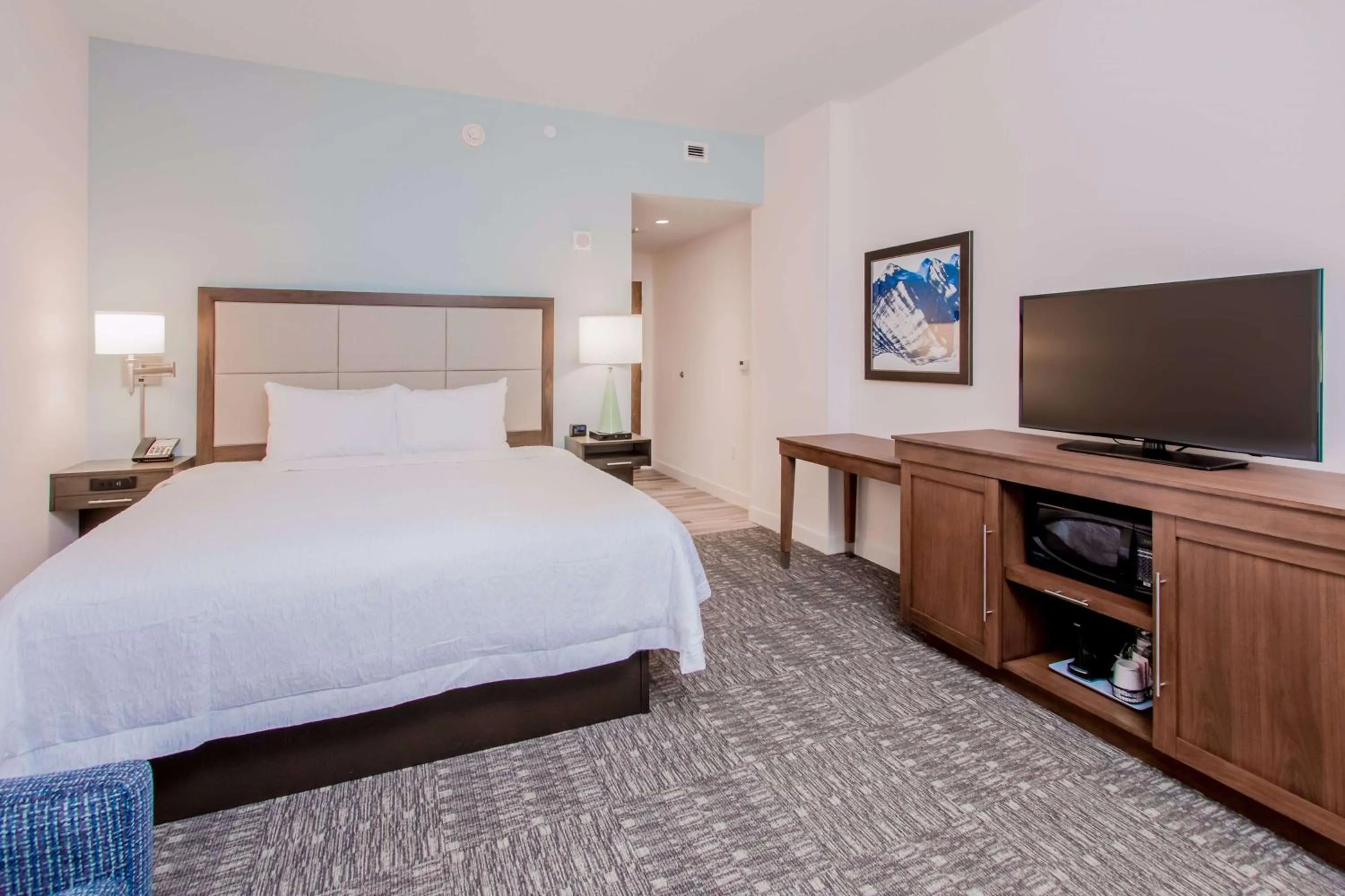 Bedroom, Bed in Hampton Inn & Suites Panama City Beach-Beachfront