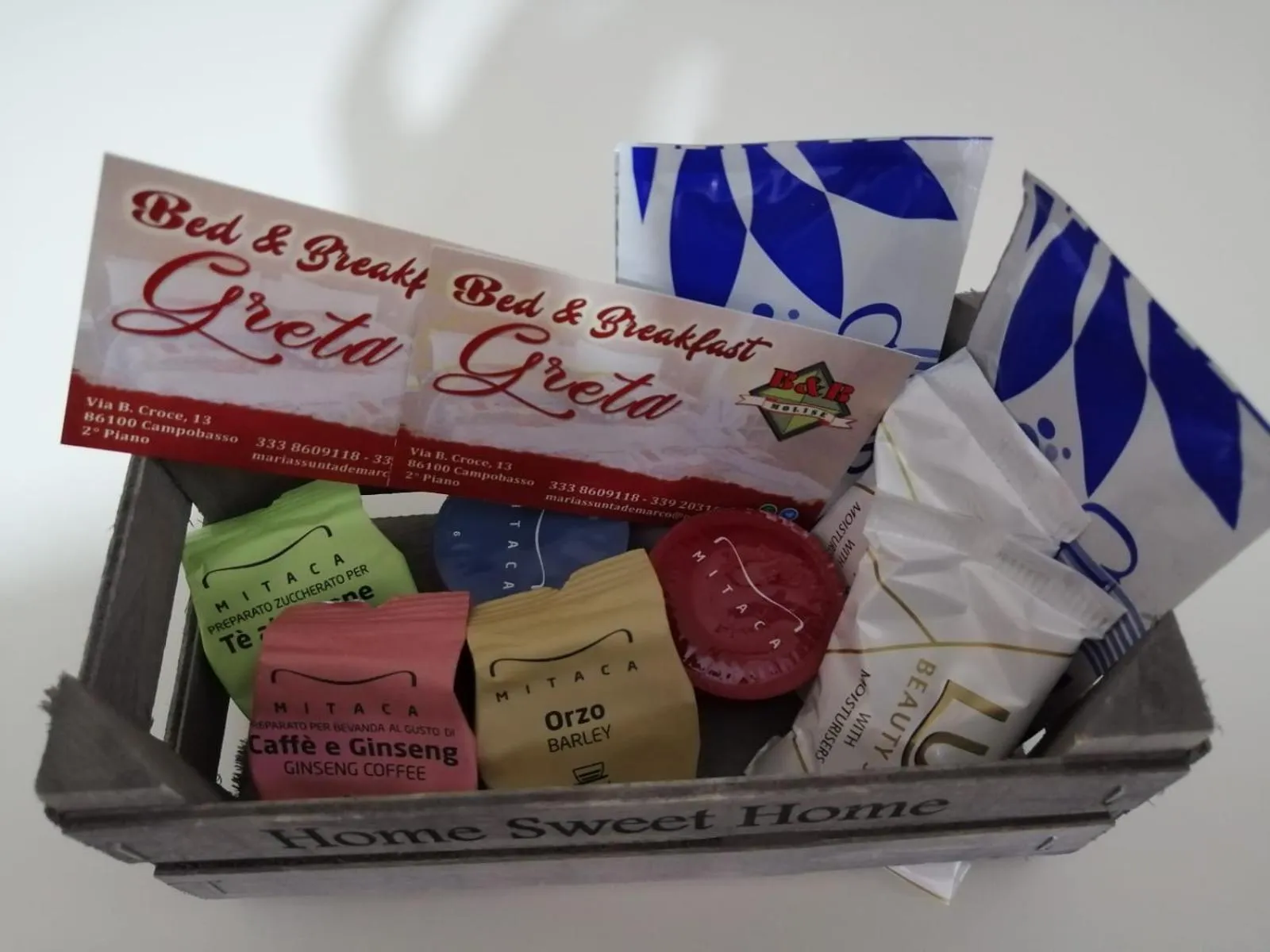 Coffee/tea facilities in B&B Greta