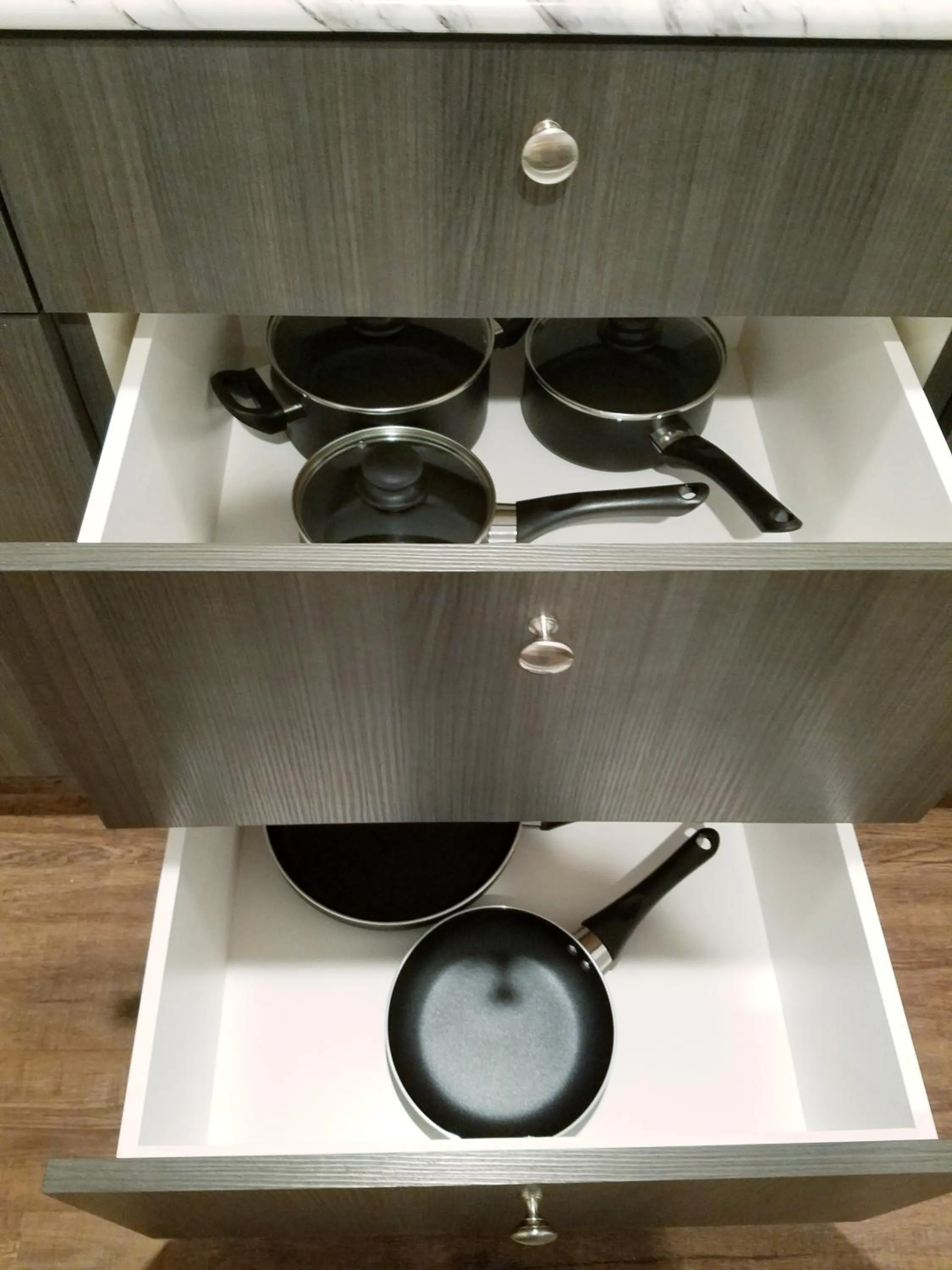 Kitchen or kitchenette in Kanab Suites