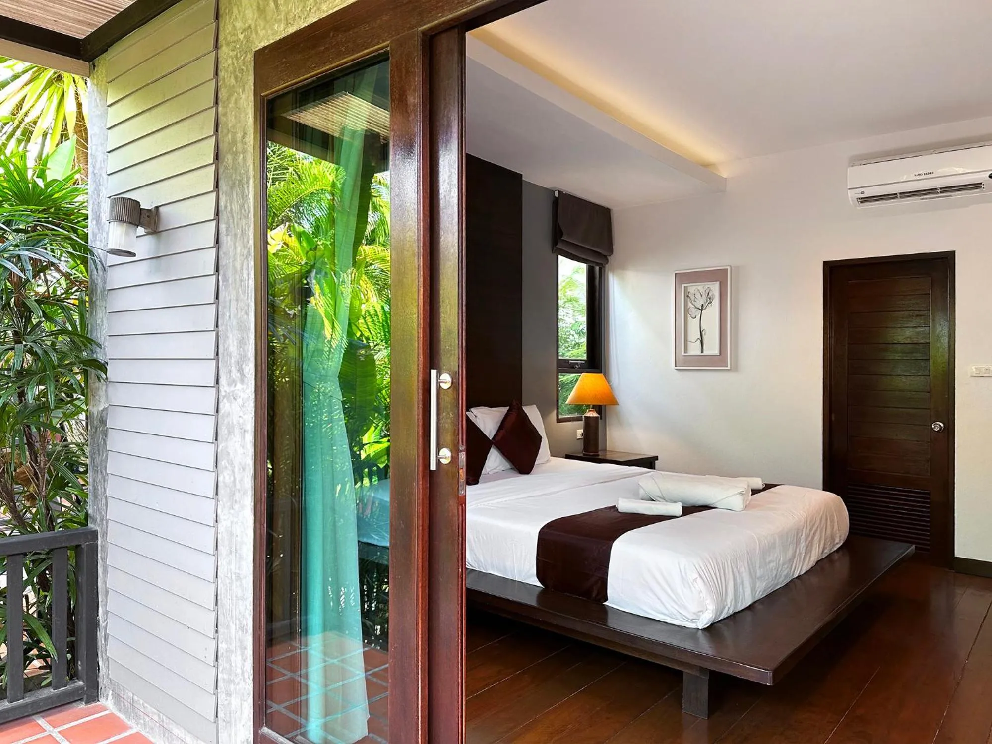 Bed in Dreamville Koh Phangan