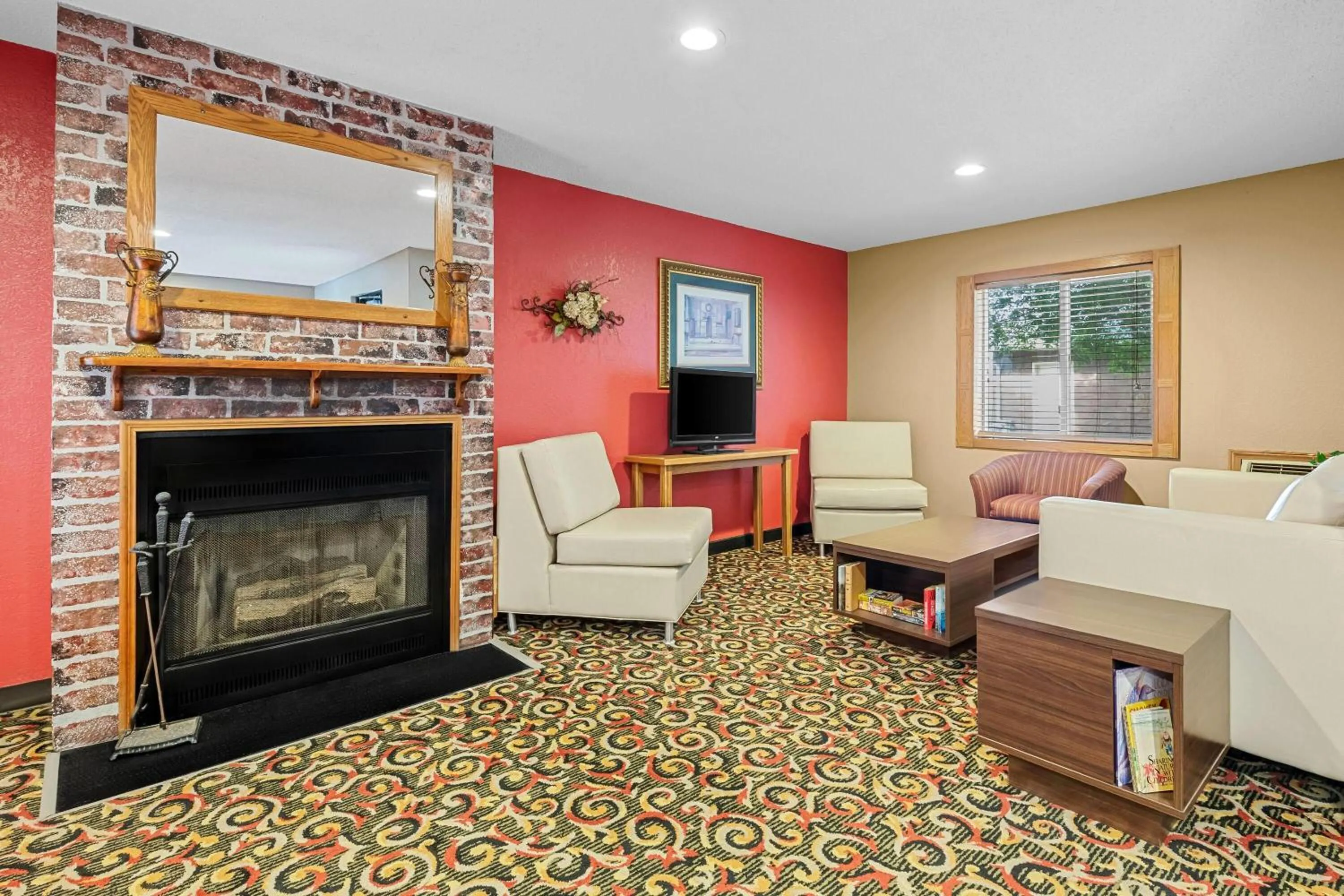 Lobby or reception in Super 8 by Wyndham Blue Earth