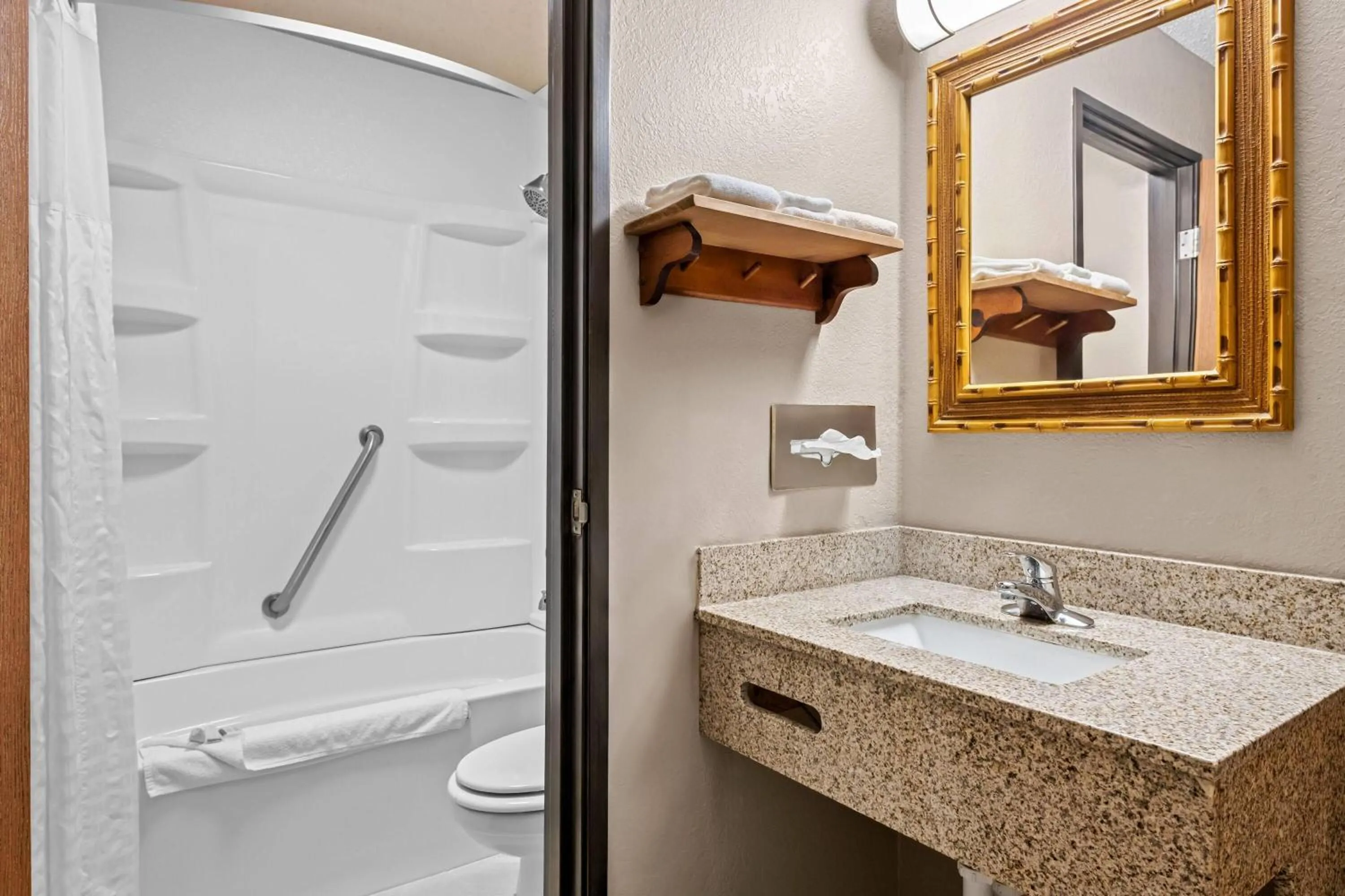 Bathroom in Super 8 by Wyndham Blue Earth