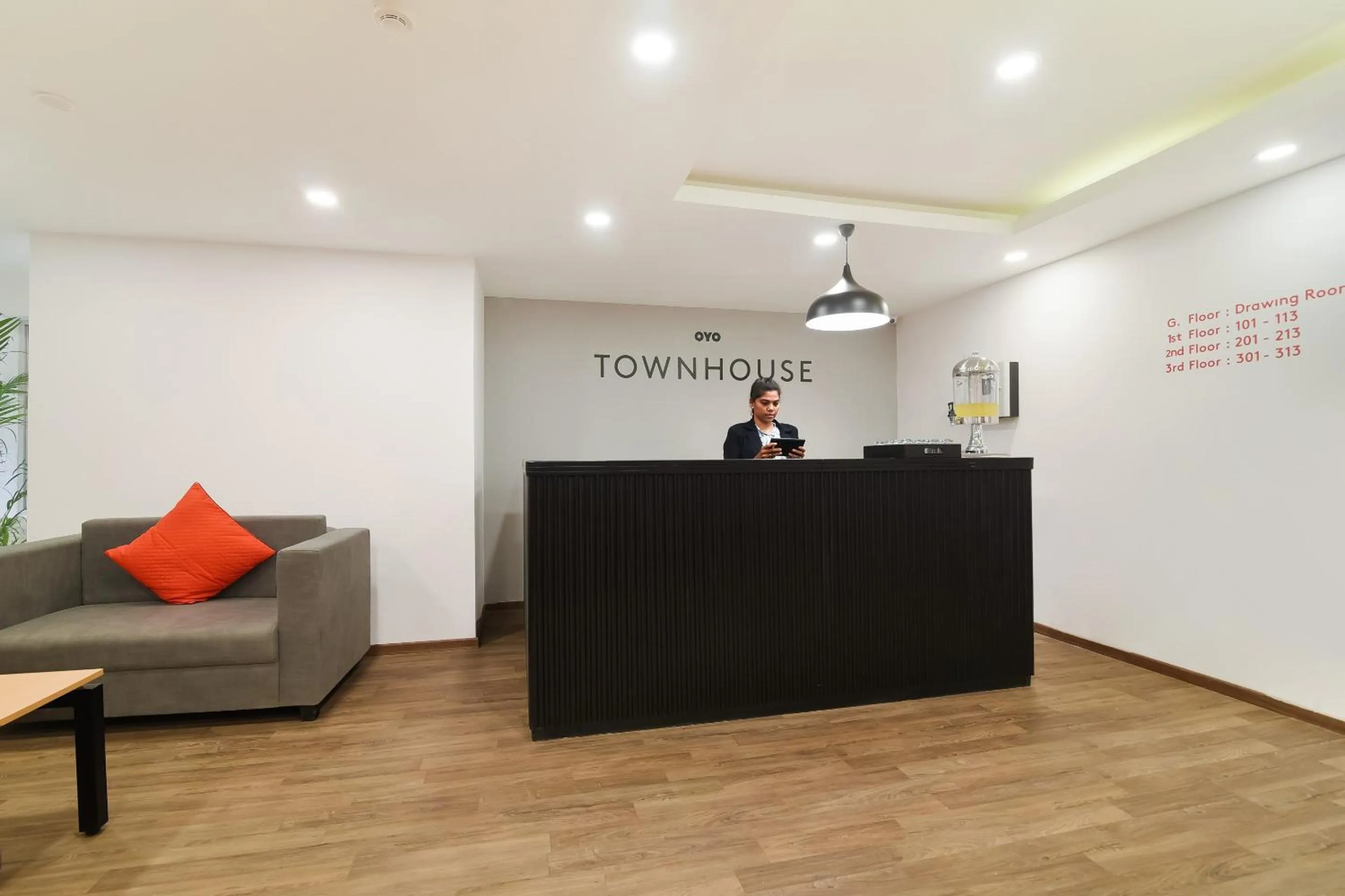 Lobby or reception in Super Townhouse Srm Kuppakonam Pudur