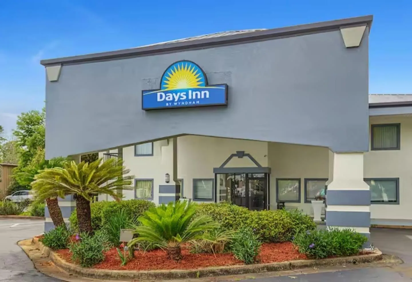 Days Inn by Wyndham Foley