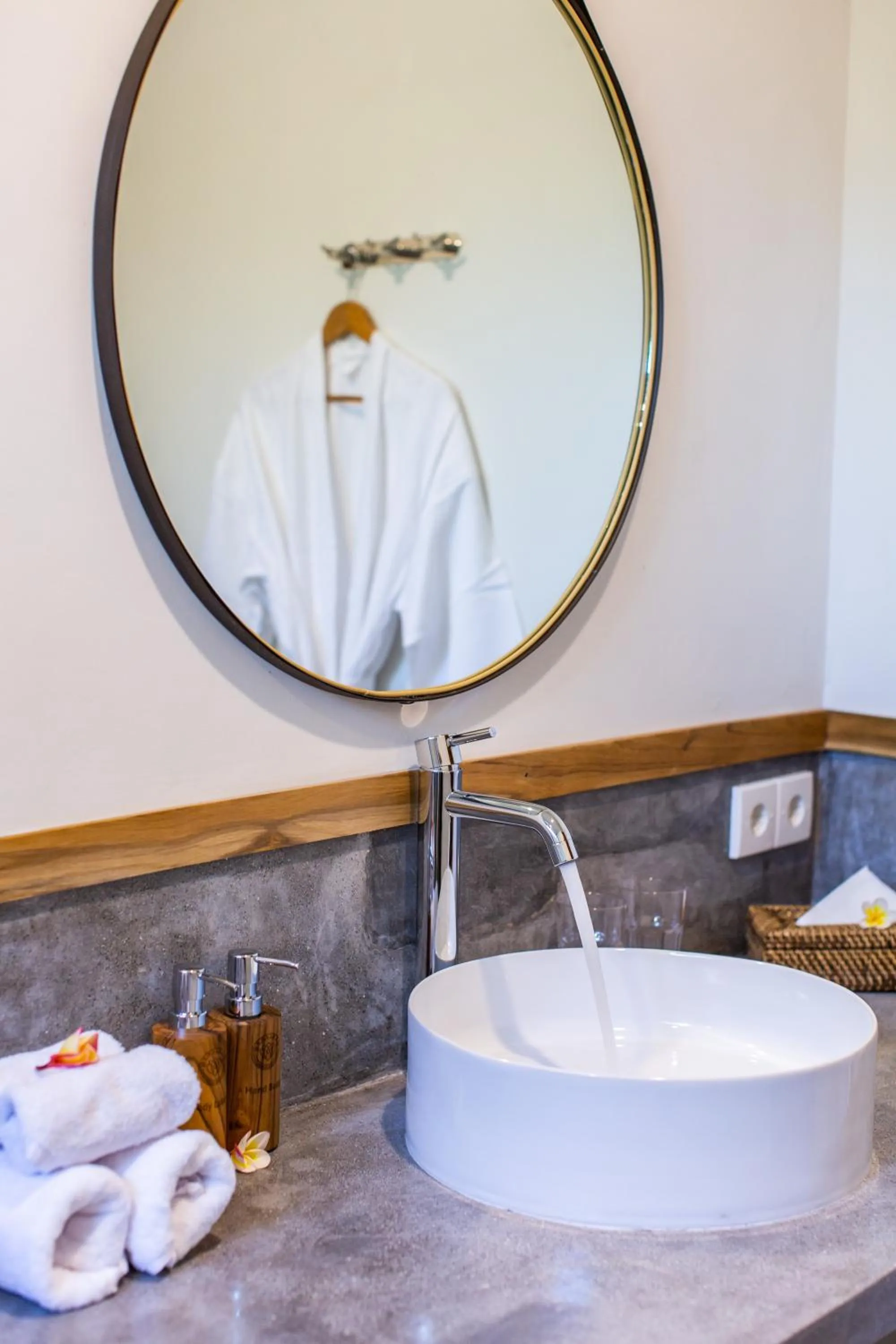Bathroom in Nalika Beach Resort - Adults Only