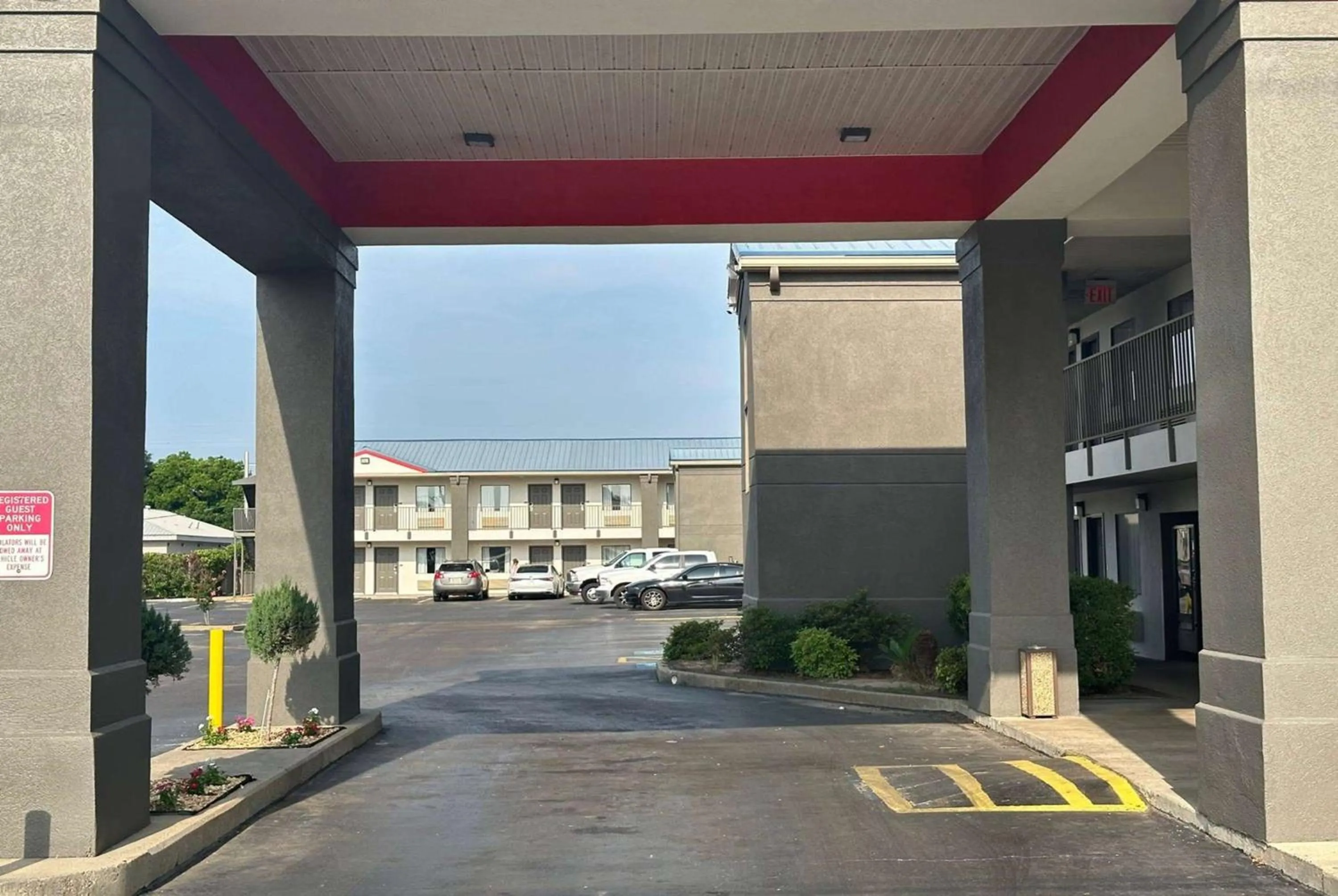 Property building in Super 8 by Wyndham Monroe