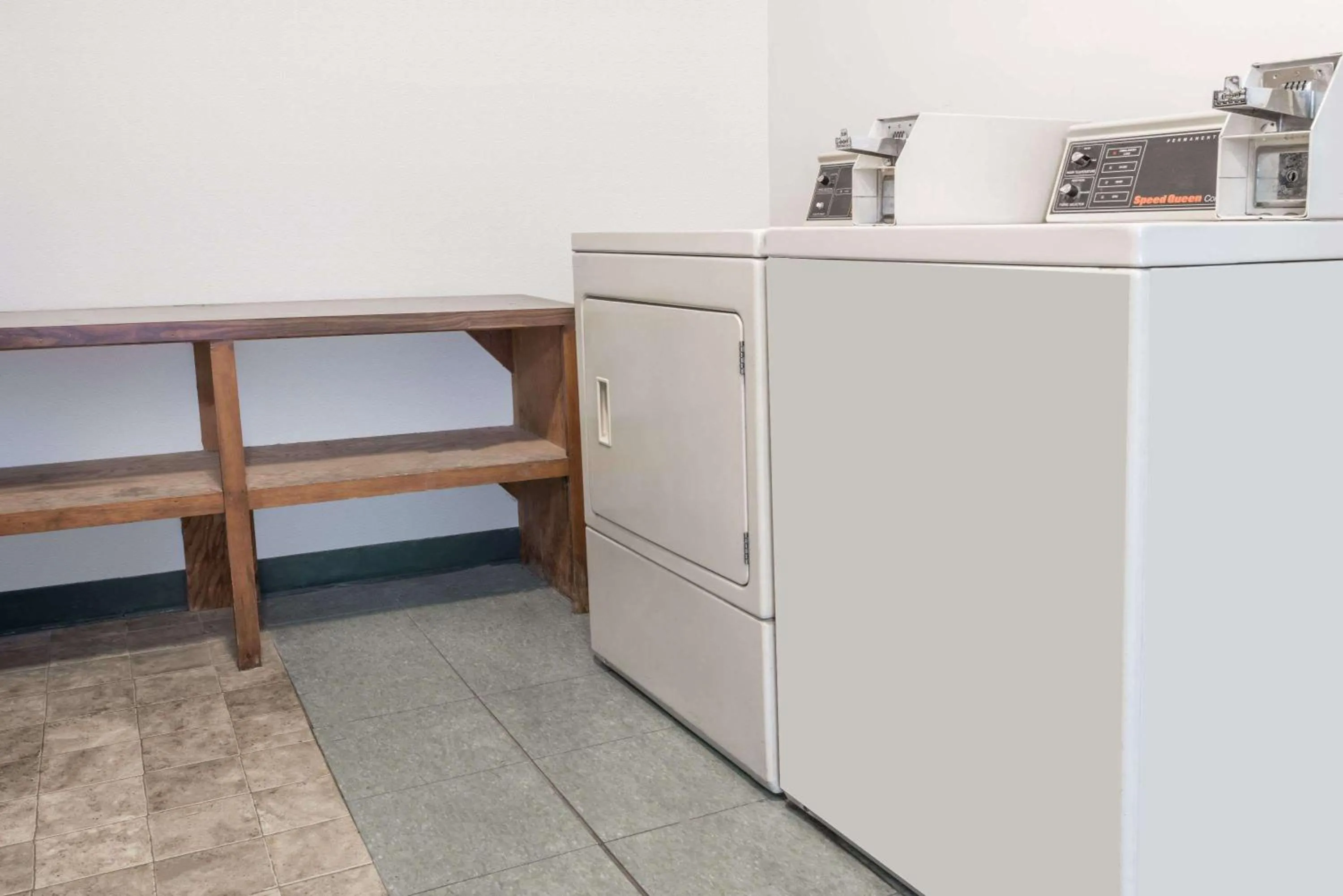 On site in Knights Inn Ottawa