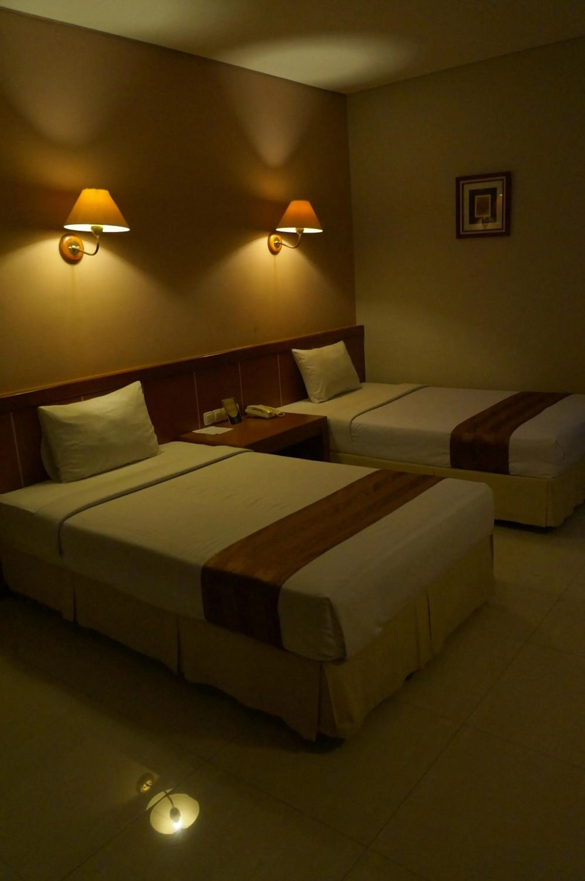 Bed in HOTEL ASRI CIREBON