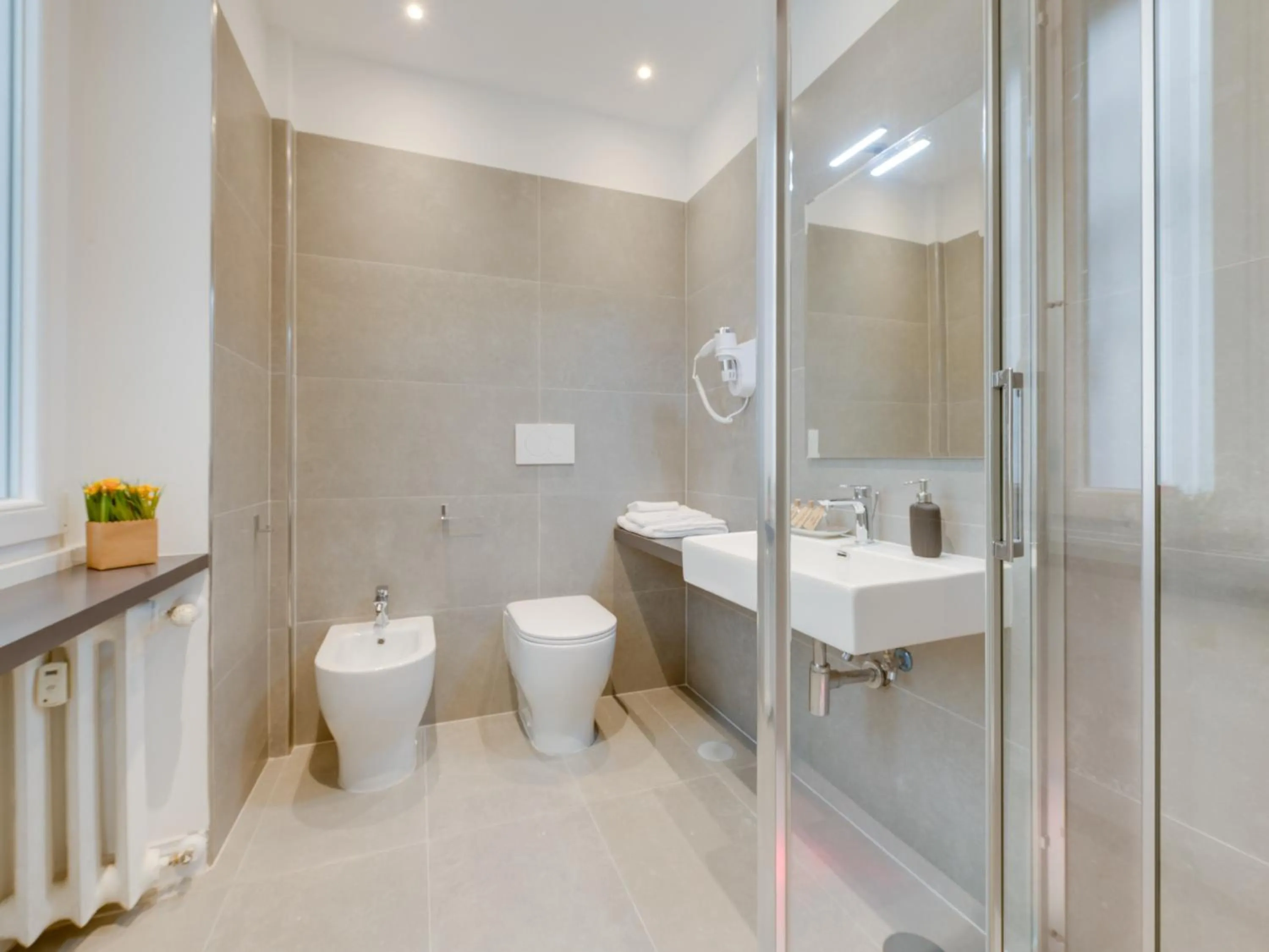 Bathroom in The Right Place - Guest House