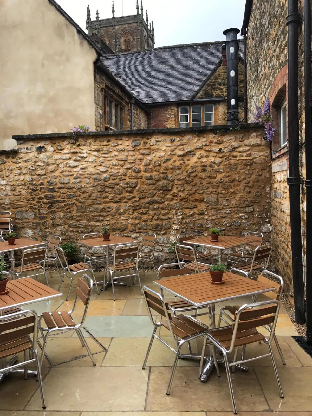 Patio in The Cross Keys Sherborne