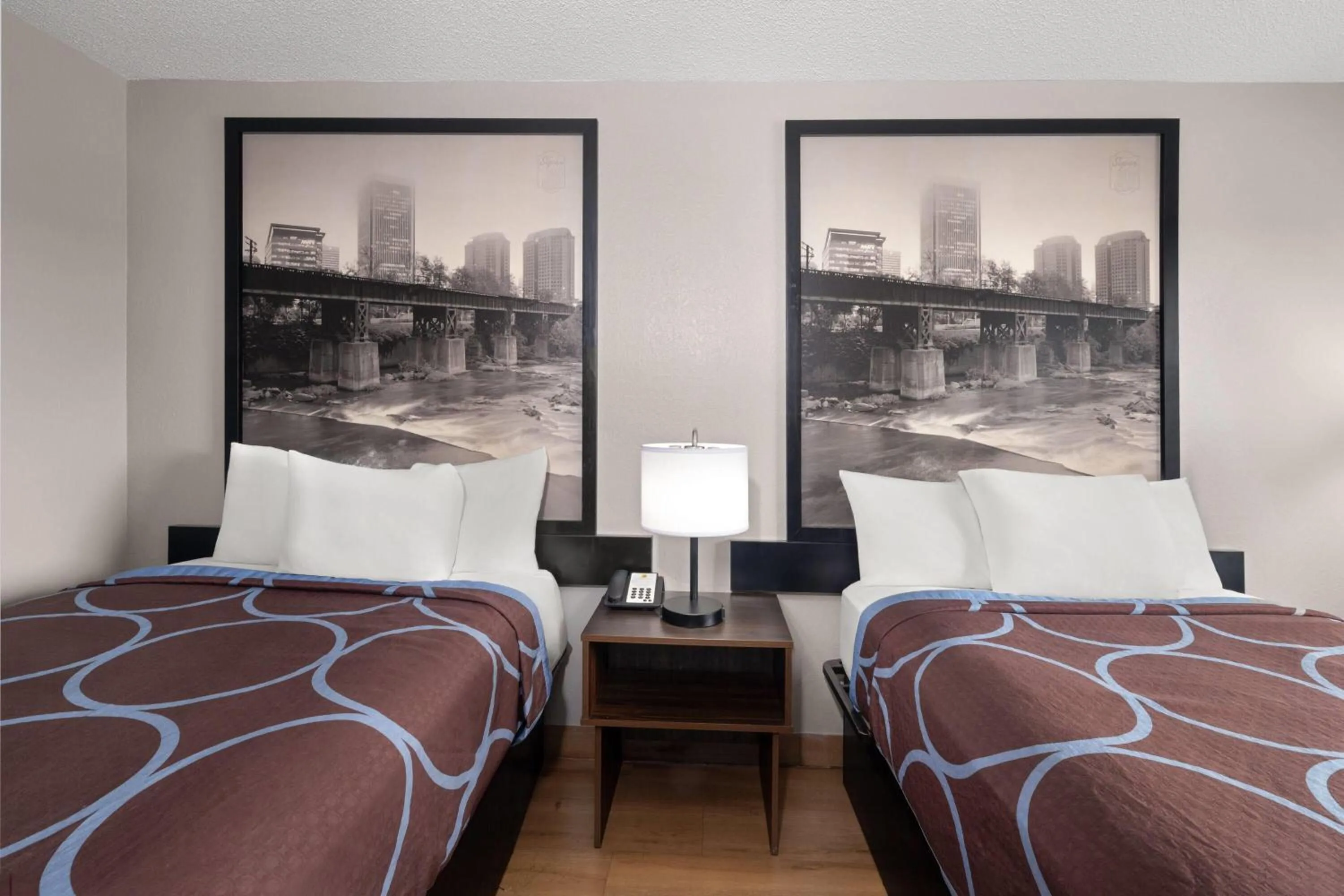 Photo of the whole room, Bed in Super 8 by Wyndham Farmville