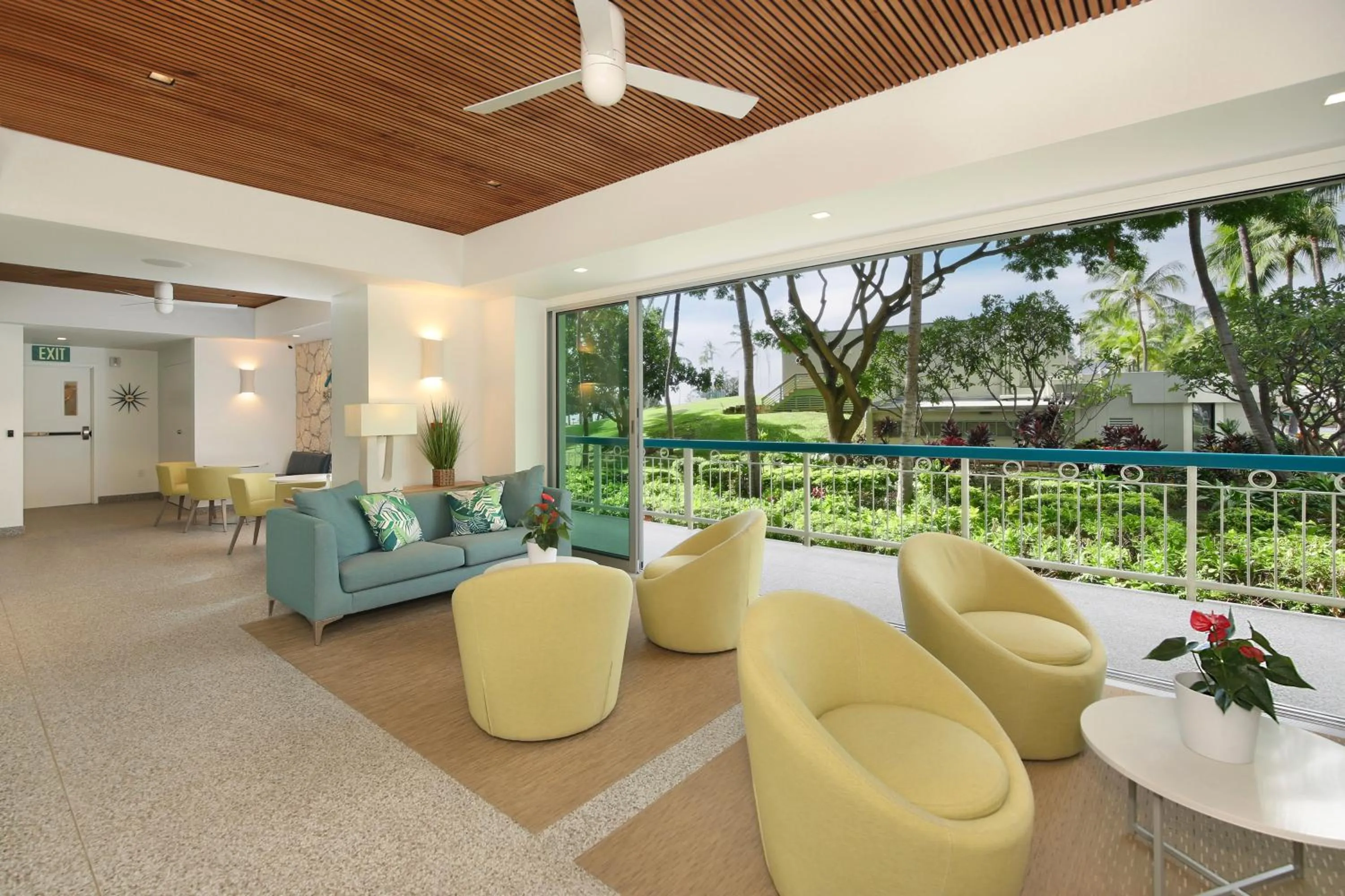 Lobby or reception in Waikiki Shore by OUTRIGGER